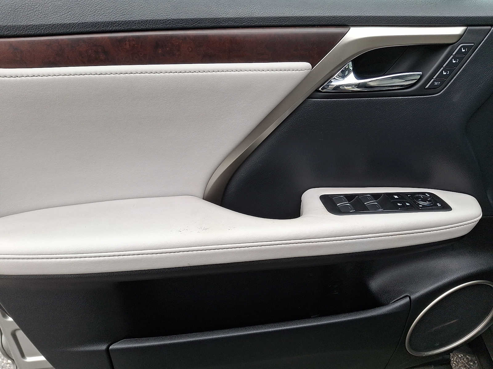 Thumbnail: 2020 Lexus RX - 9