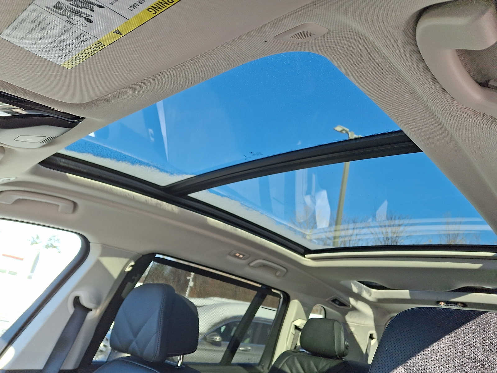 Thumbnail: 2026 BMW X7 - 12