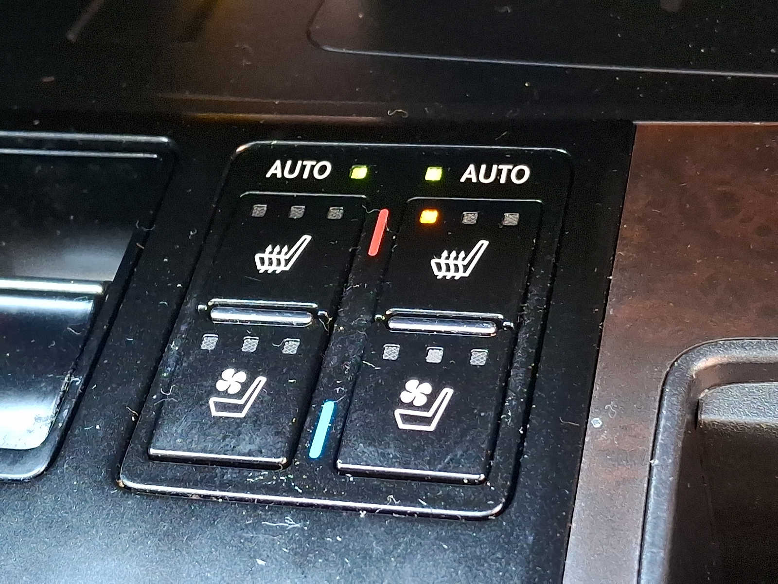 Thumbnail: 2021 Lexus RX - 19