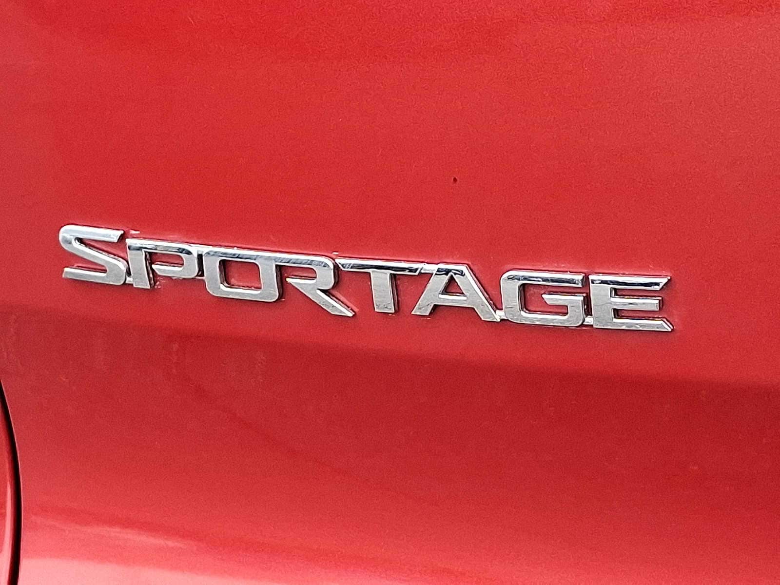 Thumbnail: 2014 Kia Sportage - 25