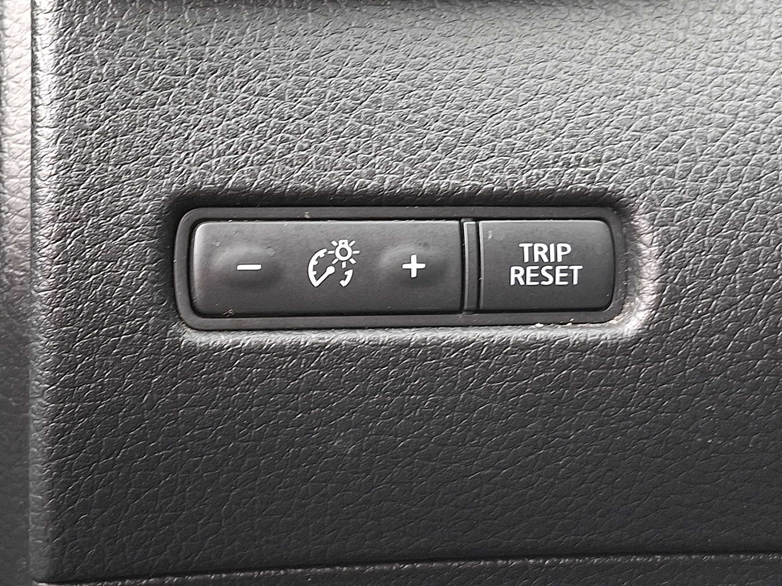 Thumbnail: 2019 Nissan Rogue - 22