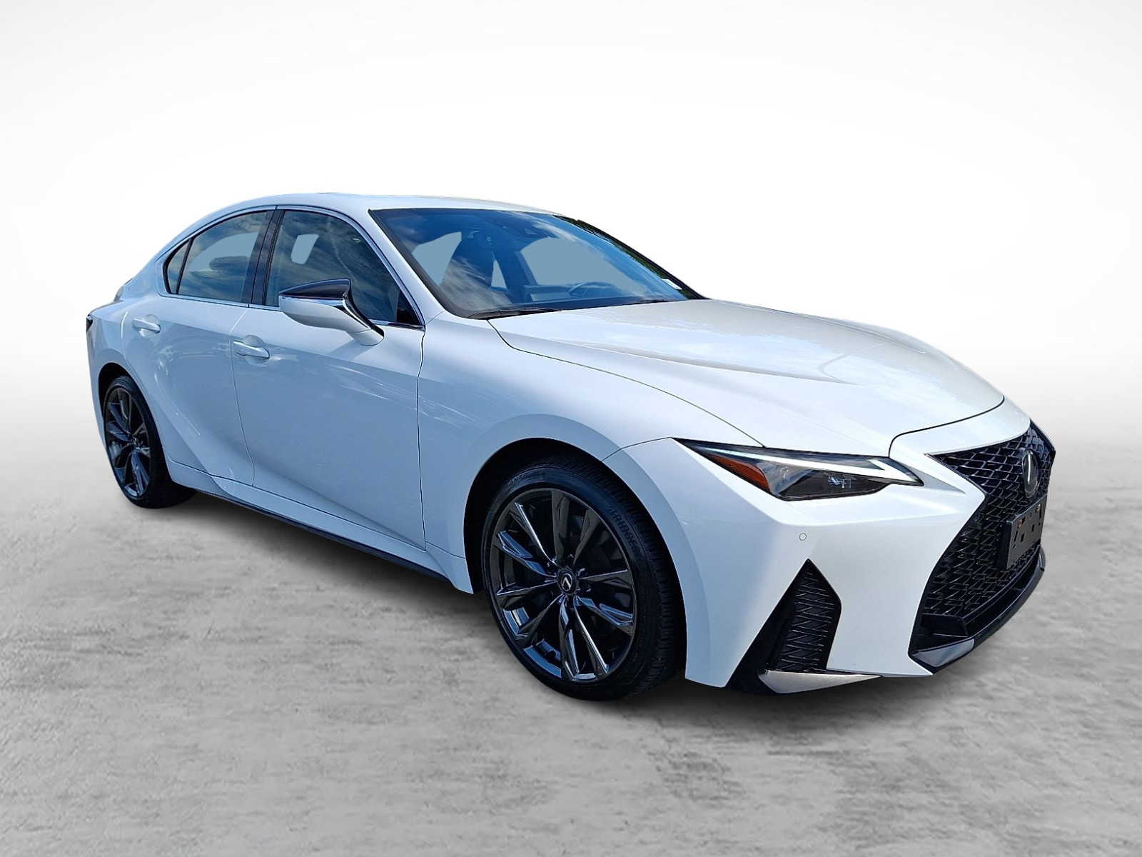 Thumbnail: 2023 Lexus IS - 3