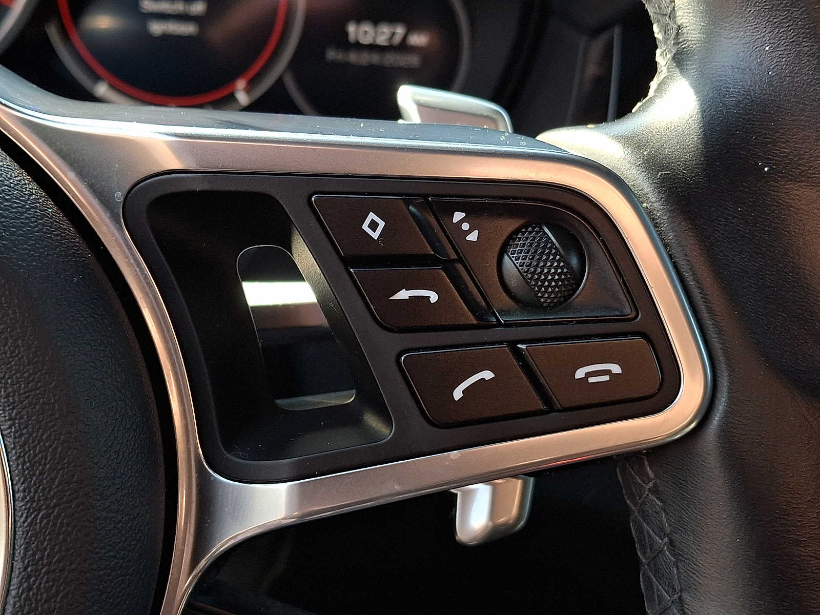 Thumbnail: 2019 Porsche Cayenne - 19