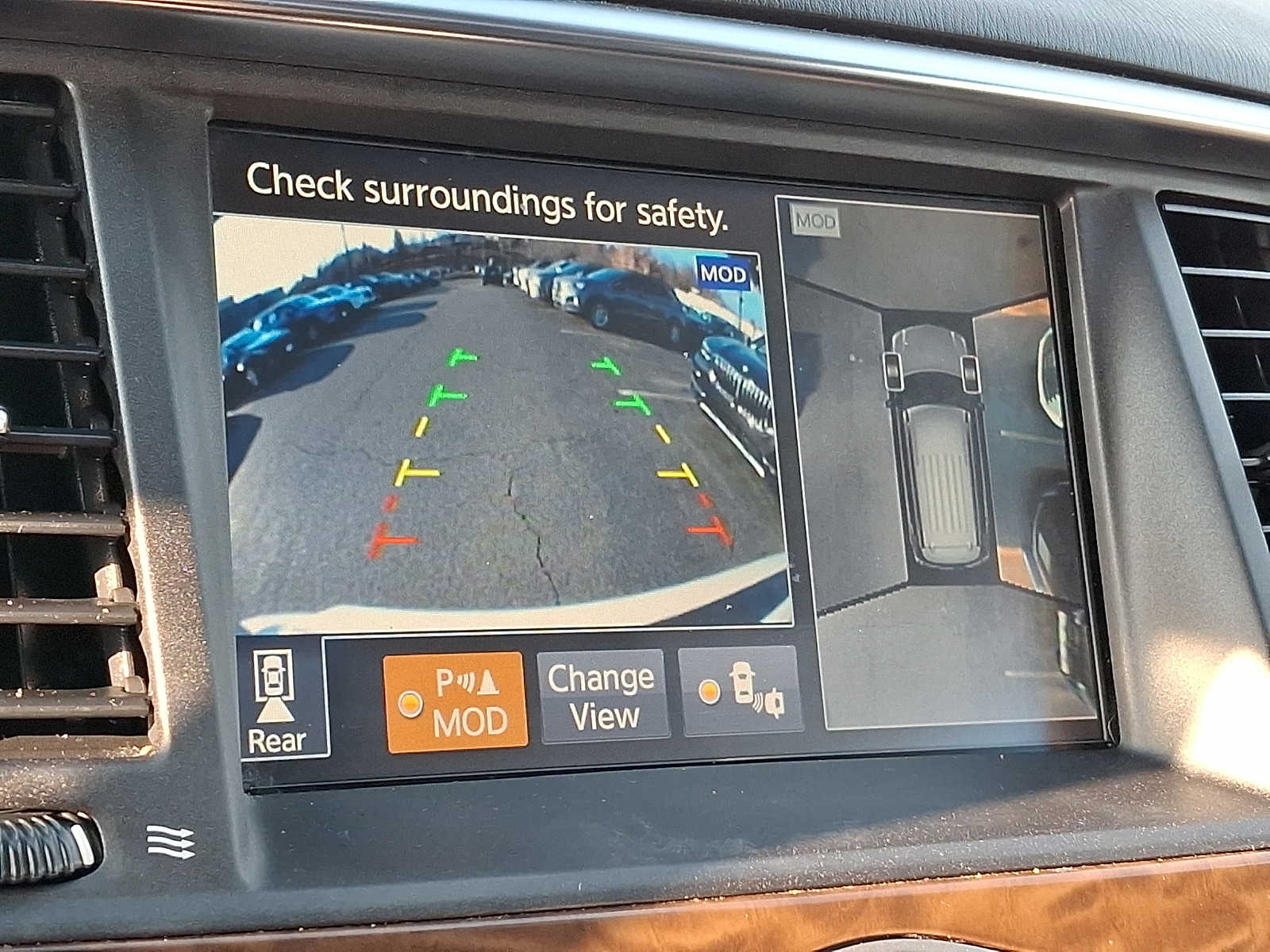 Thumbnail: 2018 Nissan Armada - 18