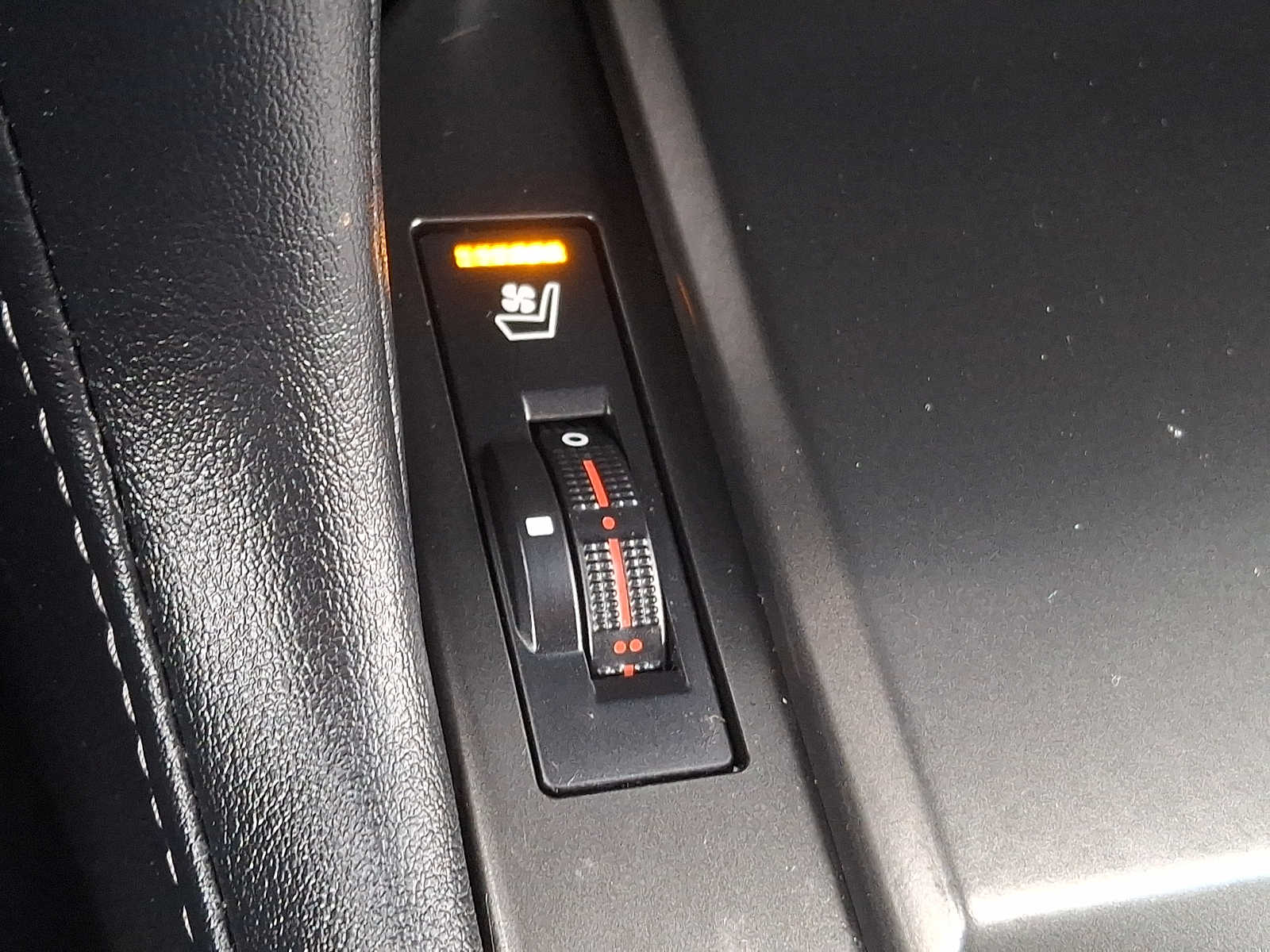 Thumbnail: 2023 Lexus GX - 22