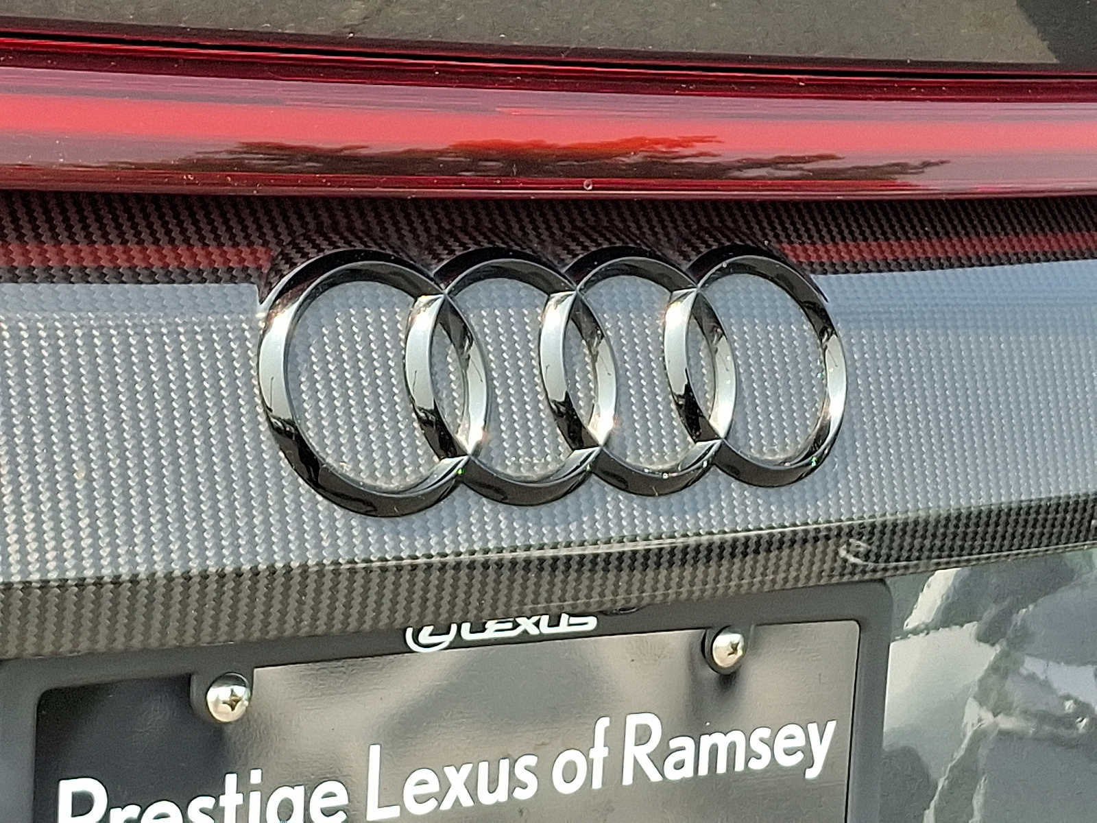 Thumbnail: 2021 Audi RS Q8 - 31