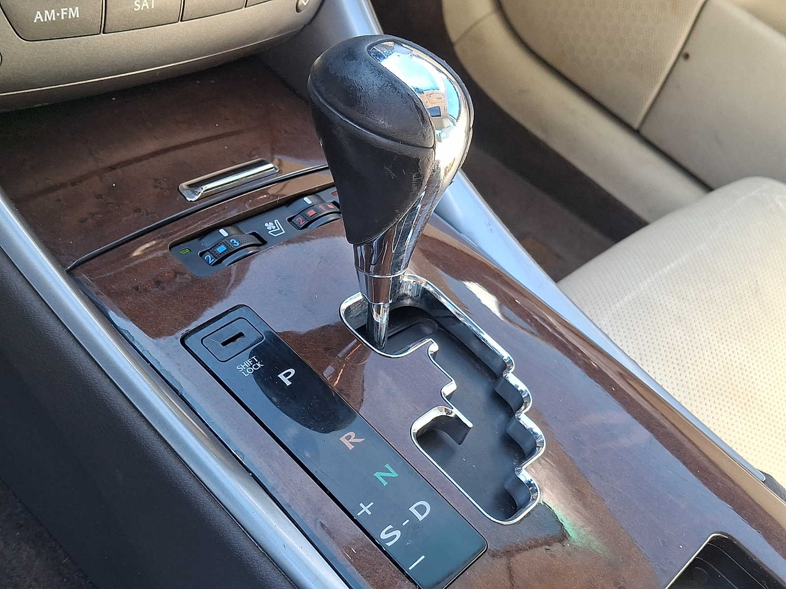 Thumbnail: 2010 Lexus IS - 12
