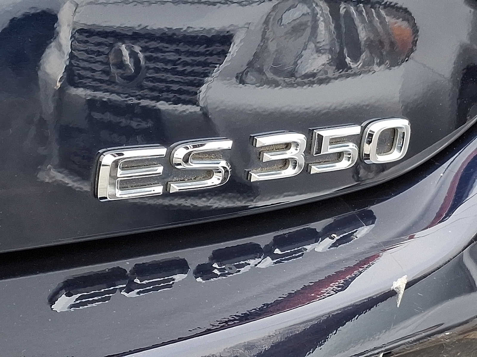 Thumbnail: 2022 Lexus ES - 27