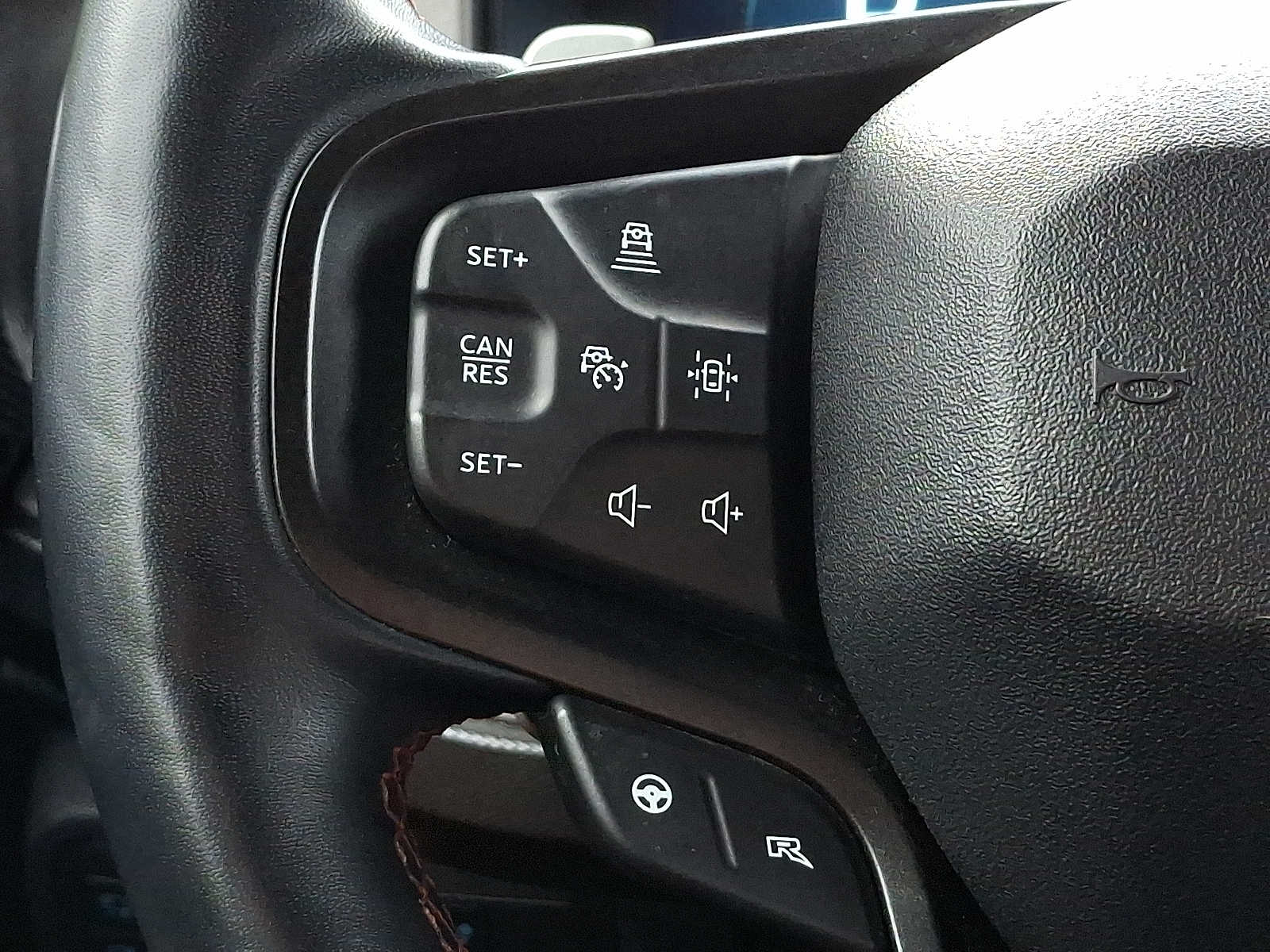 Thumbnail: 2022 Ford Bronco - 20