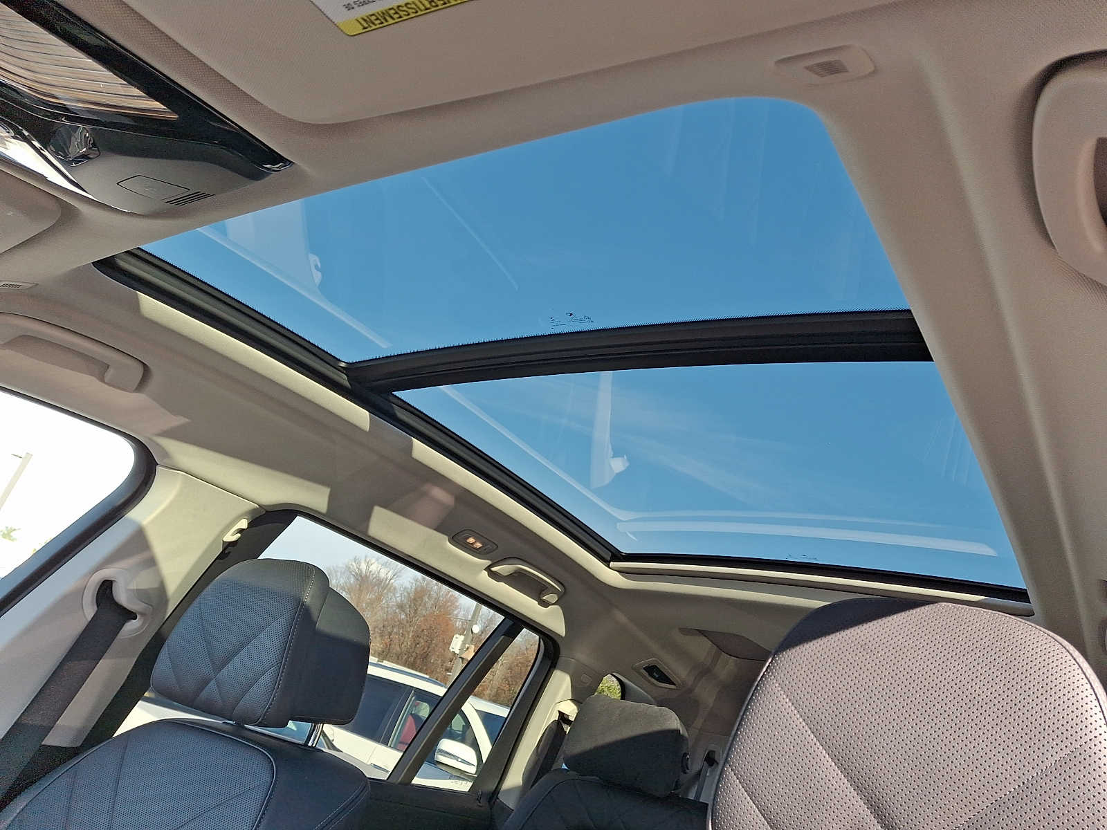 Thumbnail: 2023 BMW X7 - 11