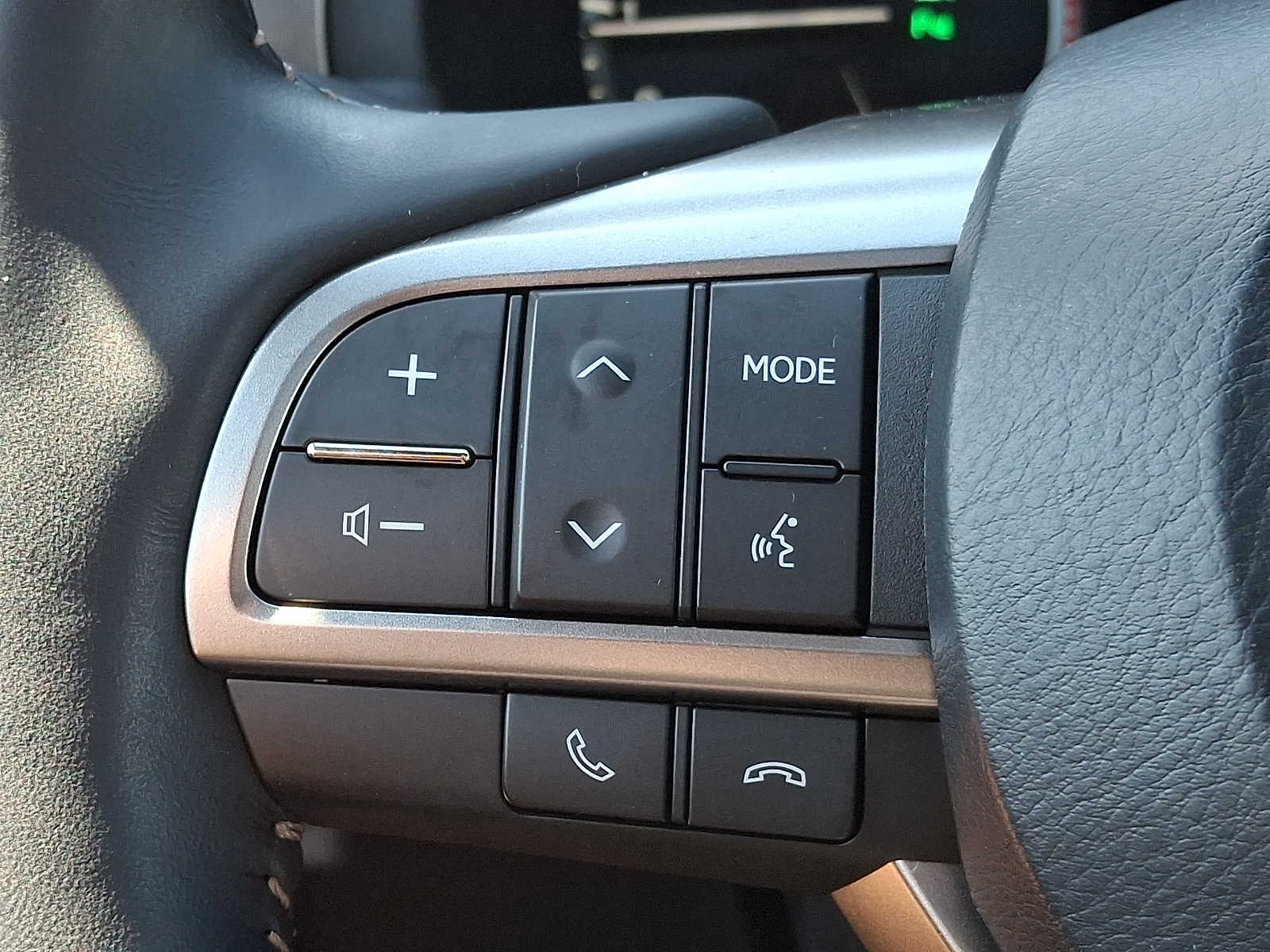 Thumbnail: 2023 Lexus GX - 18
