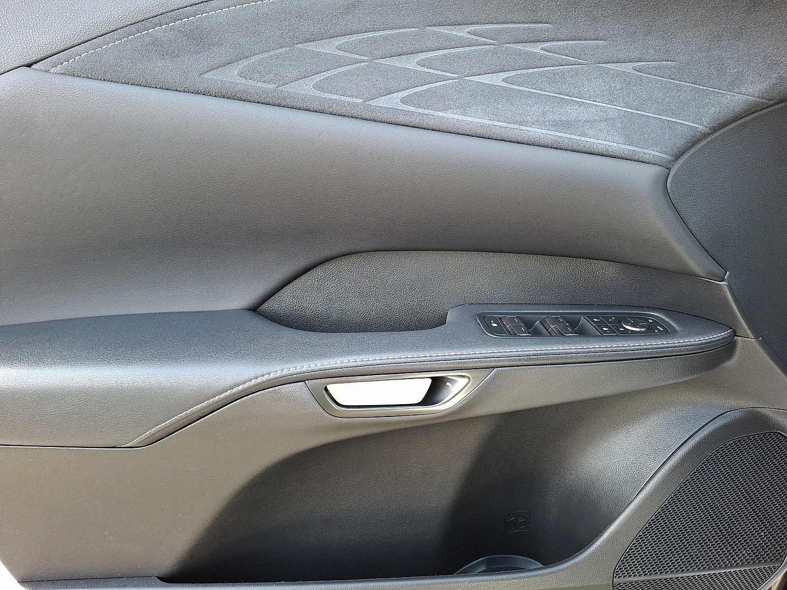 Thumbnail: 2024 Lexus RX - 9