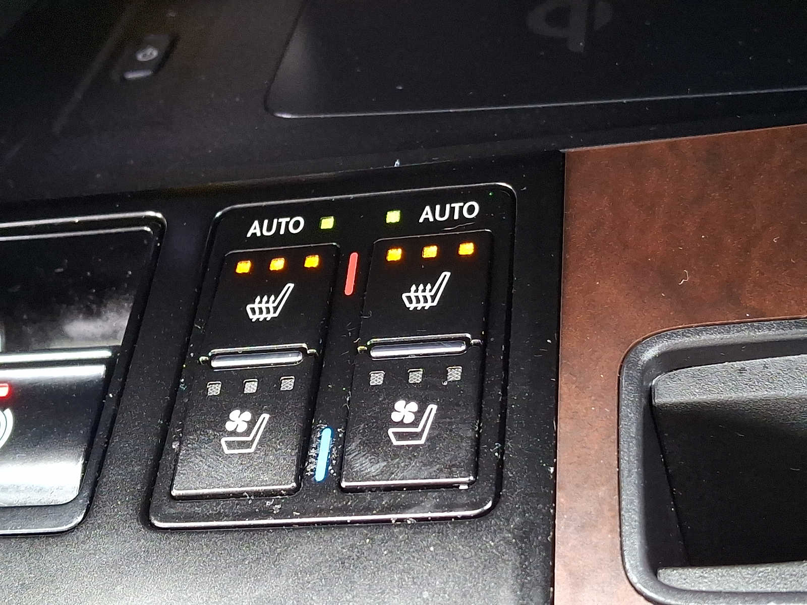 Thumbnail: 2022 Lexus RX - 21