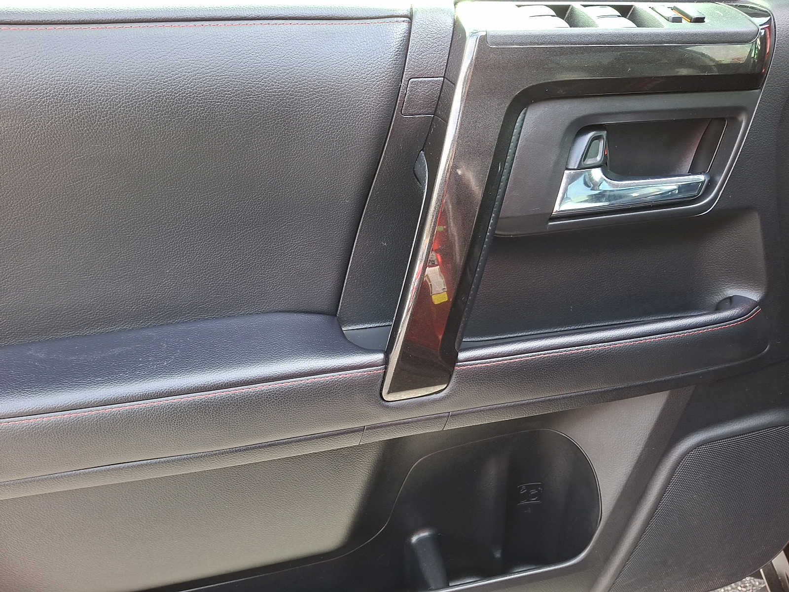 Thumbnail: 2021 Toyota 4Runner - 9