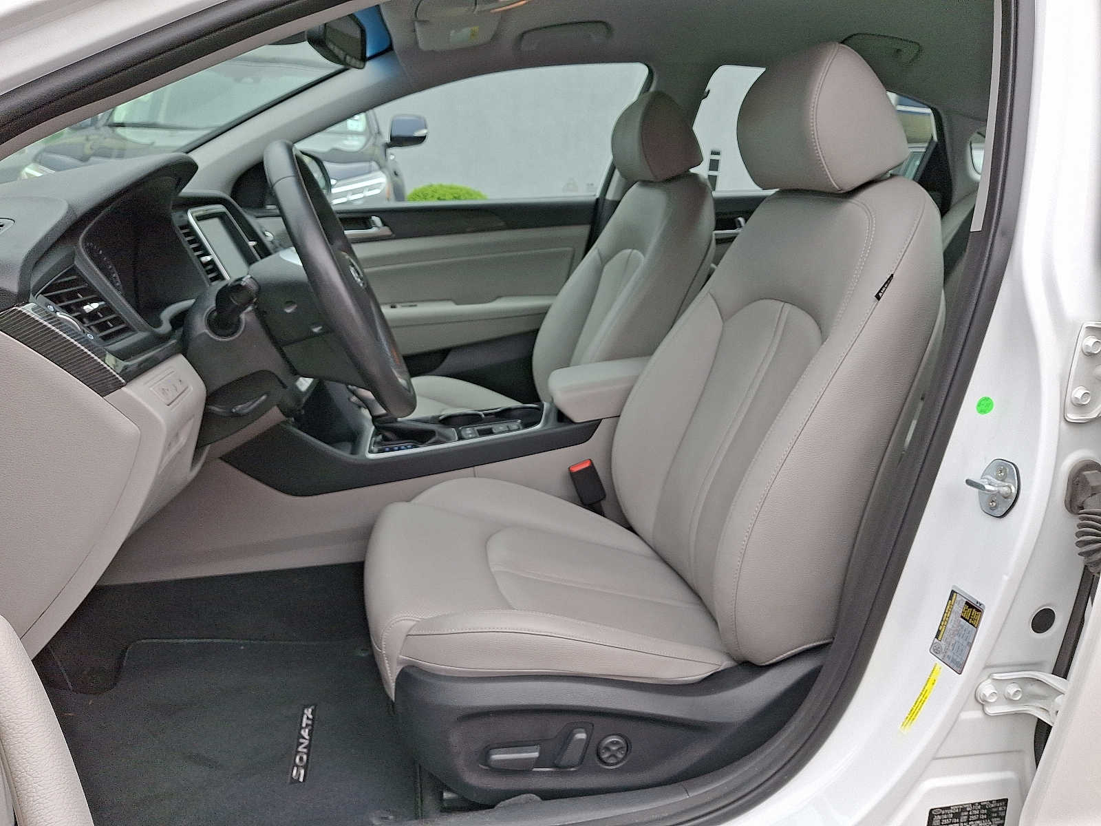 Thumbnail: 2019 Hyundai Sonata - 9