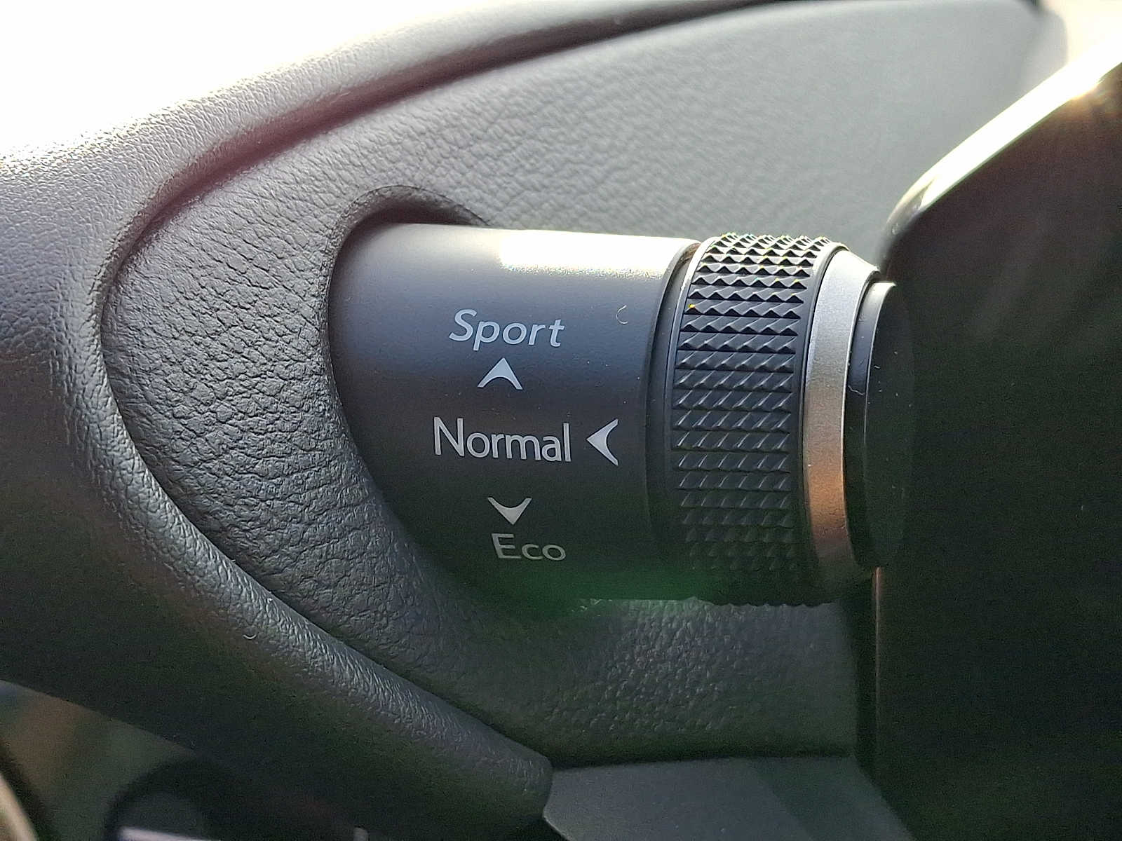 Thumbnail: 2024 Lexus ES - 23