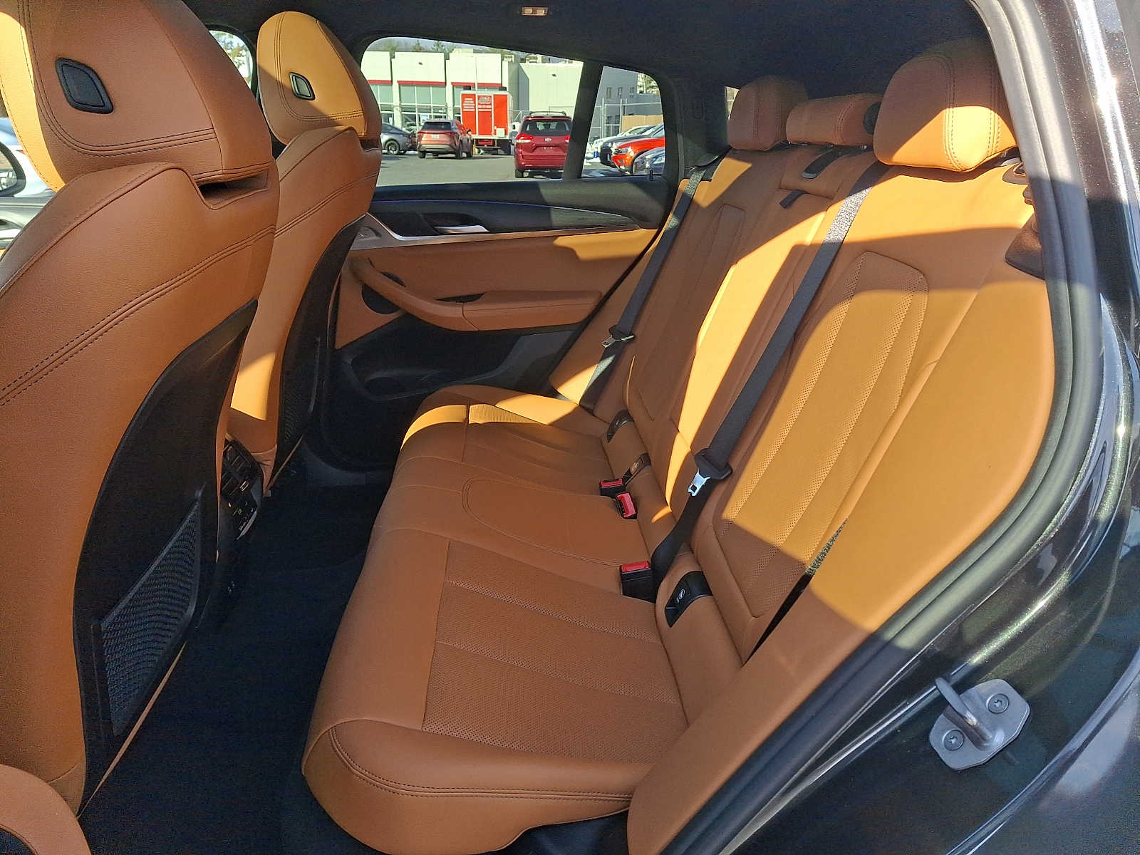 Thumbnail: 2022 BMW X4 - 8