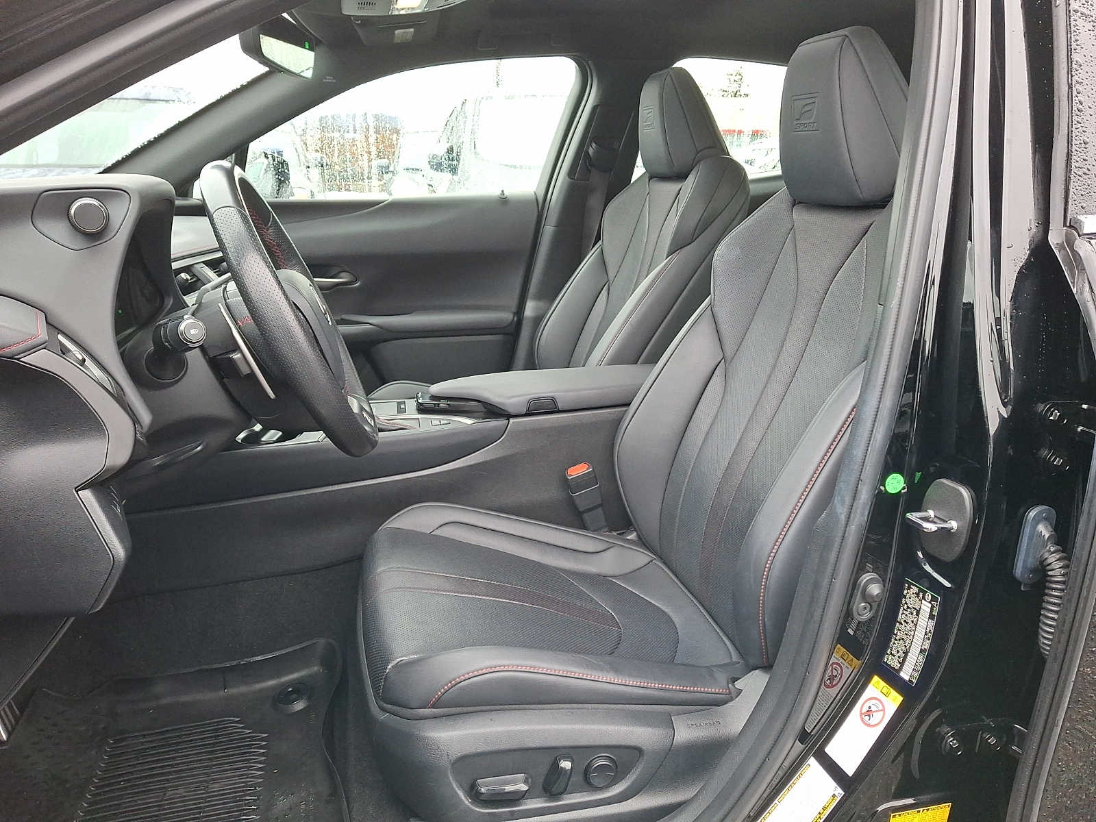 Thumbnail: 2019 Lexus UX - 10