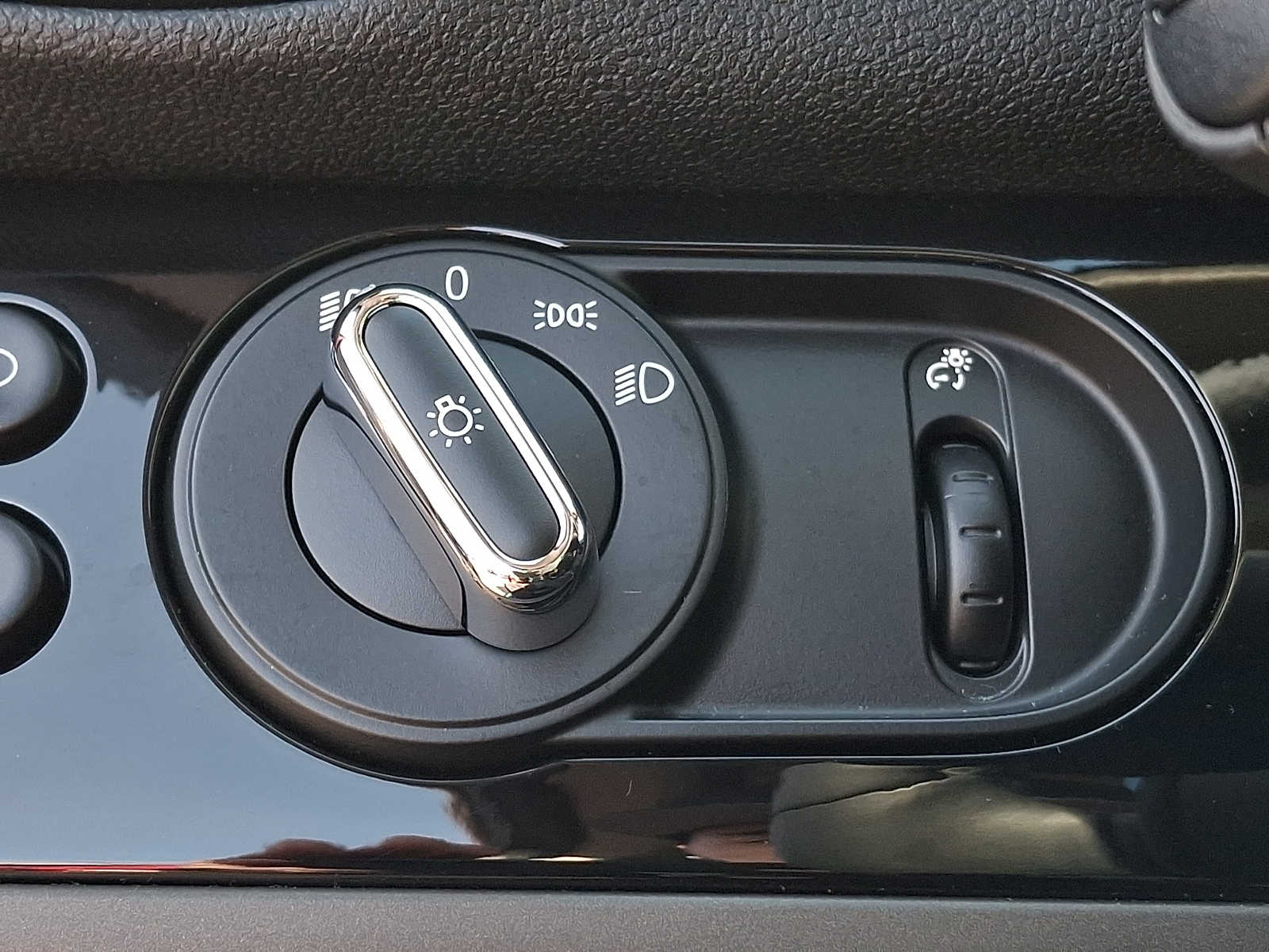 Thumbnail: 2023 MINI Cooper Countryman - 22