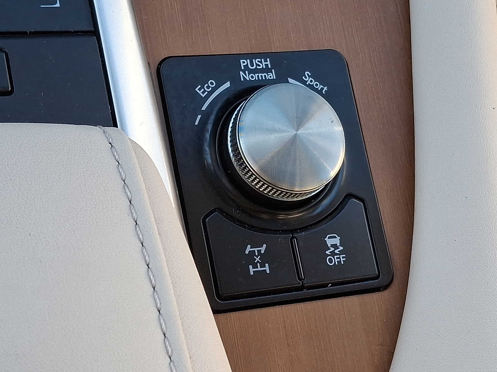 Thumbnail: 2021 Lexus RX - 21