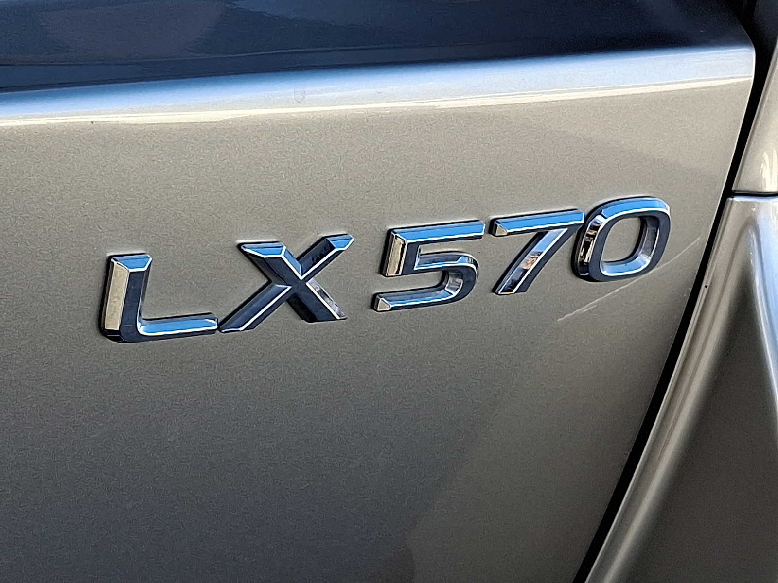 Thumbnail: 2020 Lexus LX - 30