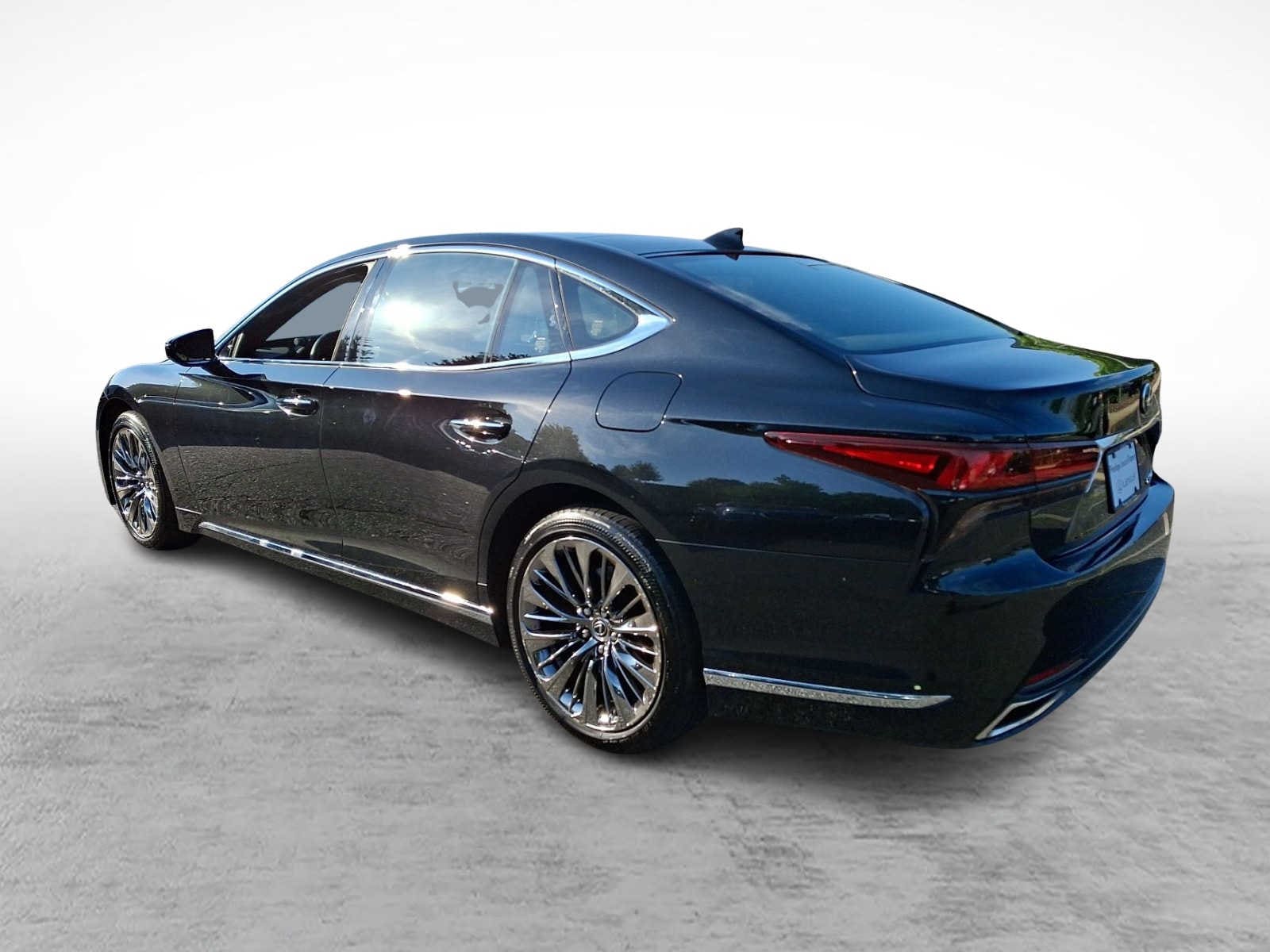 Thumbnail: 2023 Lexus LS - 5