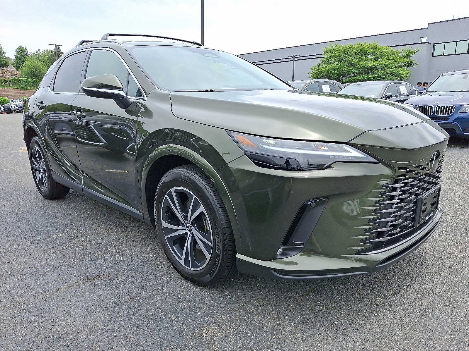 Thumbnail: 2024 Lexus RX - 3