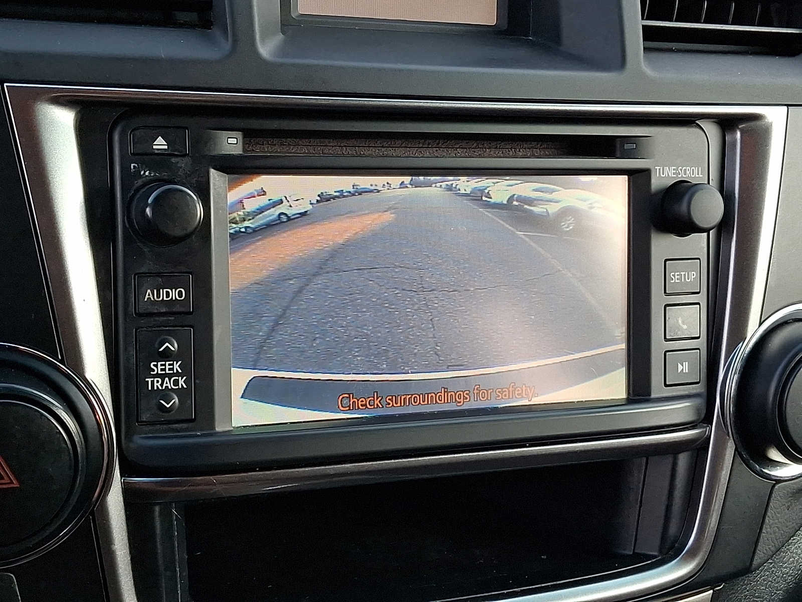 Thumbnail: 2013 Toyota Highlander - 15