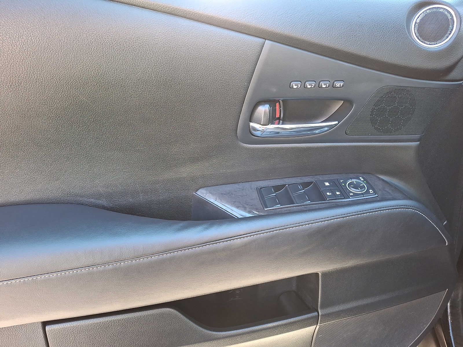 Thumbnail: 2013 Lexus RX - 10