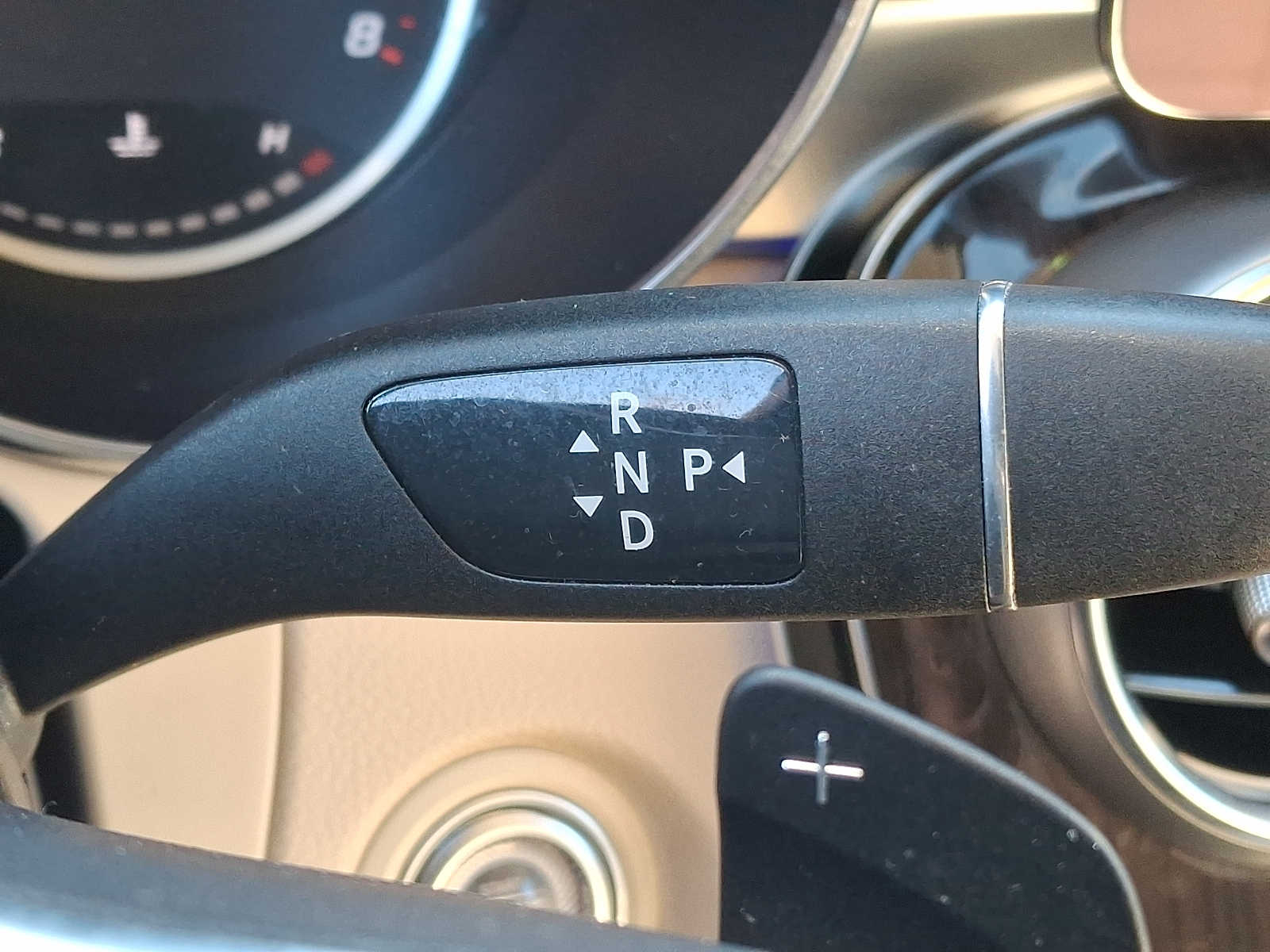 Thumbnail: 2022 Mercedes-Benz GLC - 11