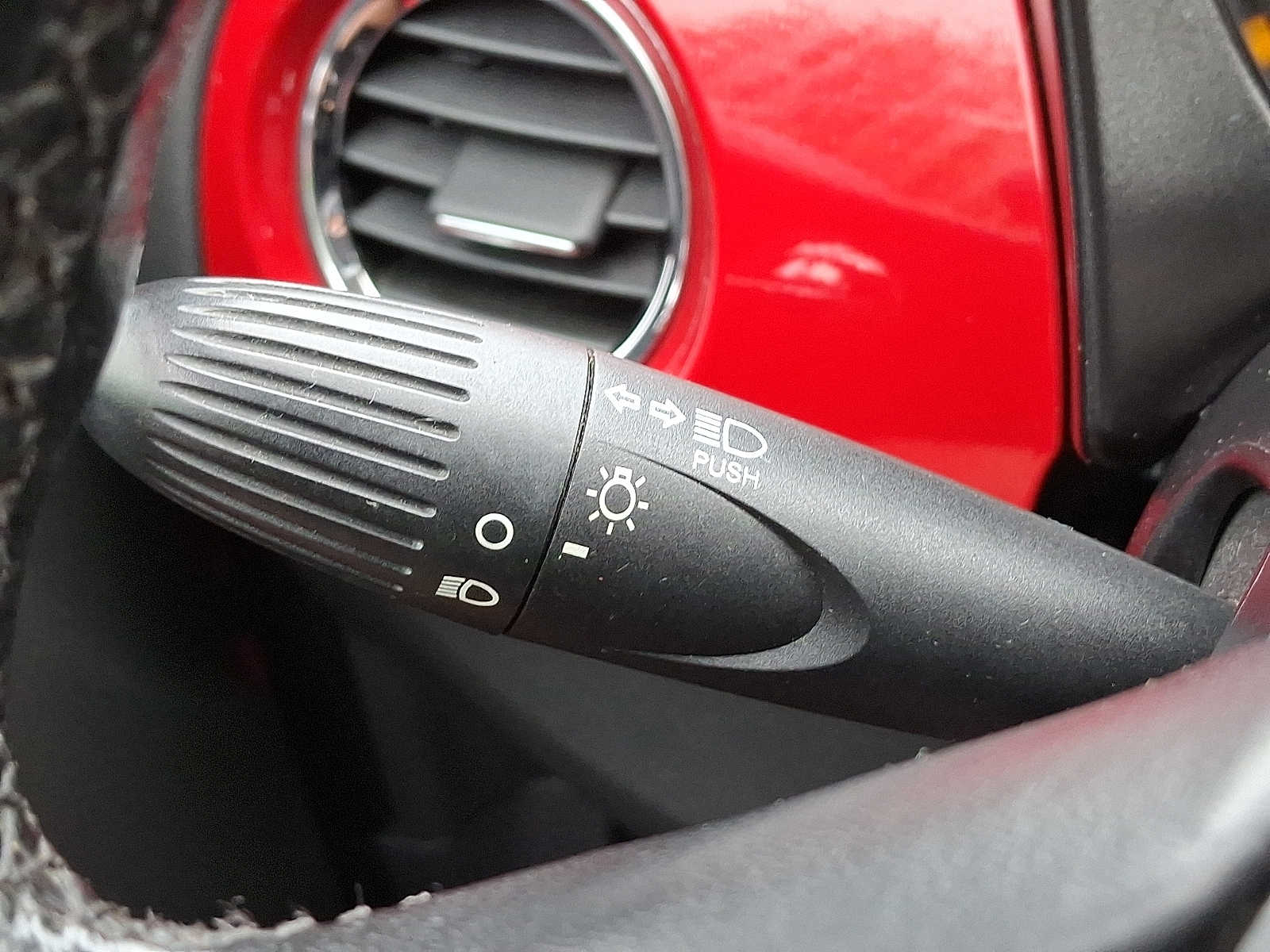 2012 Fiat 500 Pop 21