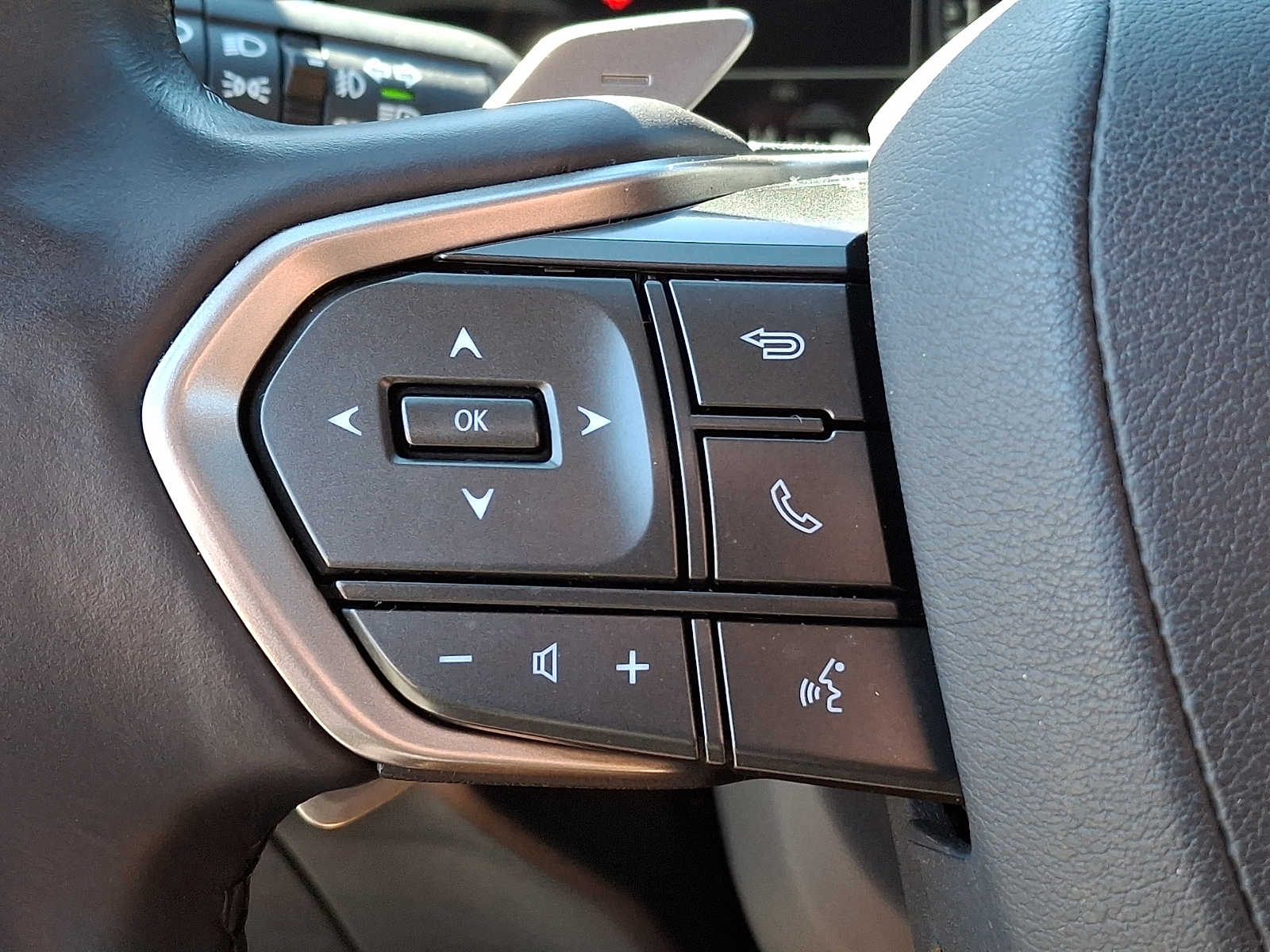 Thumbnail: 2023 Lexus NX - 18