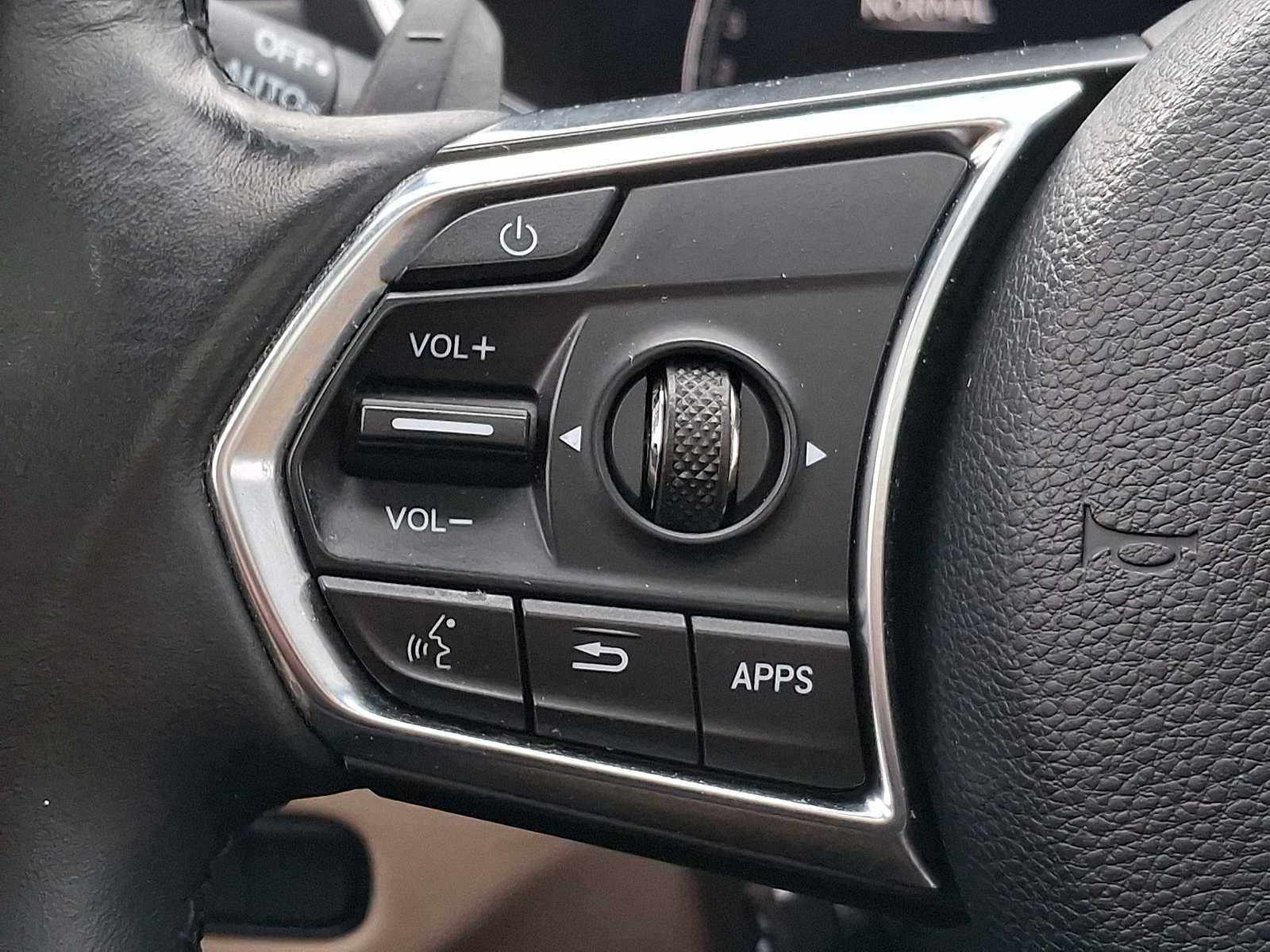 Thumbnail: 2023 Acura MDX - 16