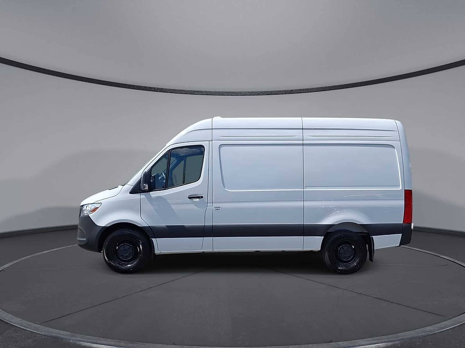 Thumbnail: 2025 Mercedes-Benz Sprinter - 5