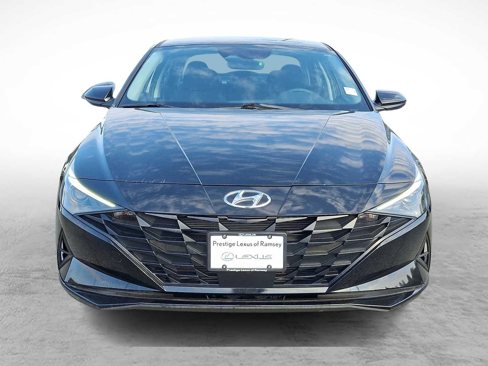 Thumbnail: 2023 Hyundai Elantra - 2