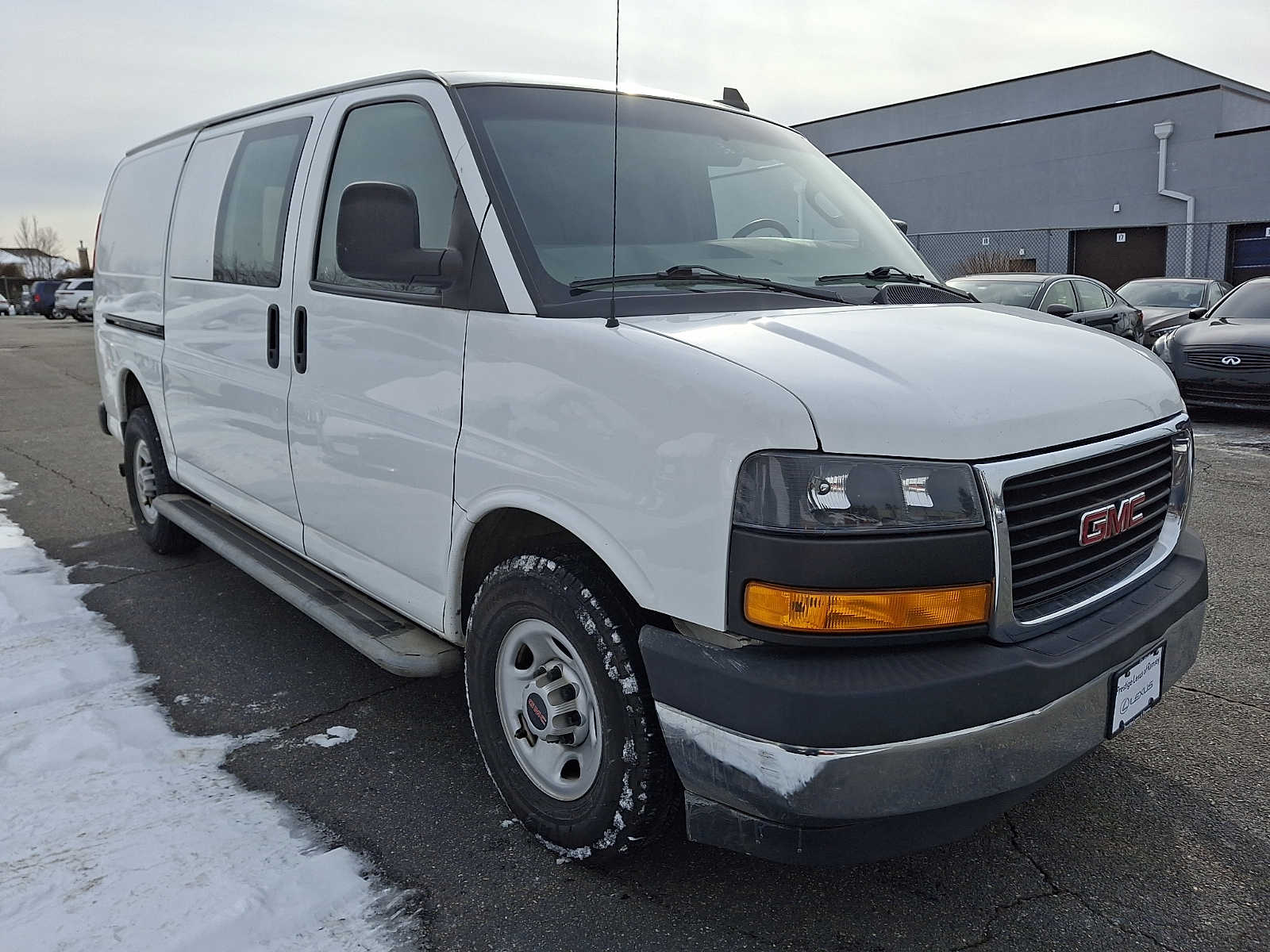 Thumbnail: 2019 GMC Savana - 3