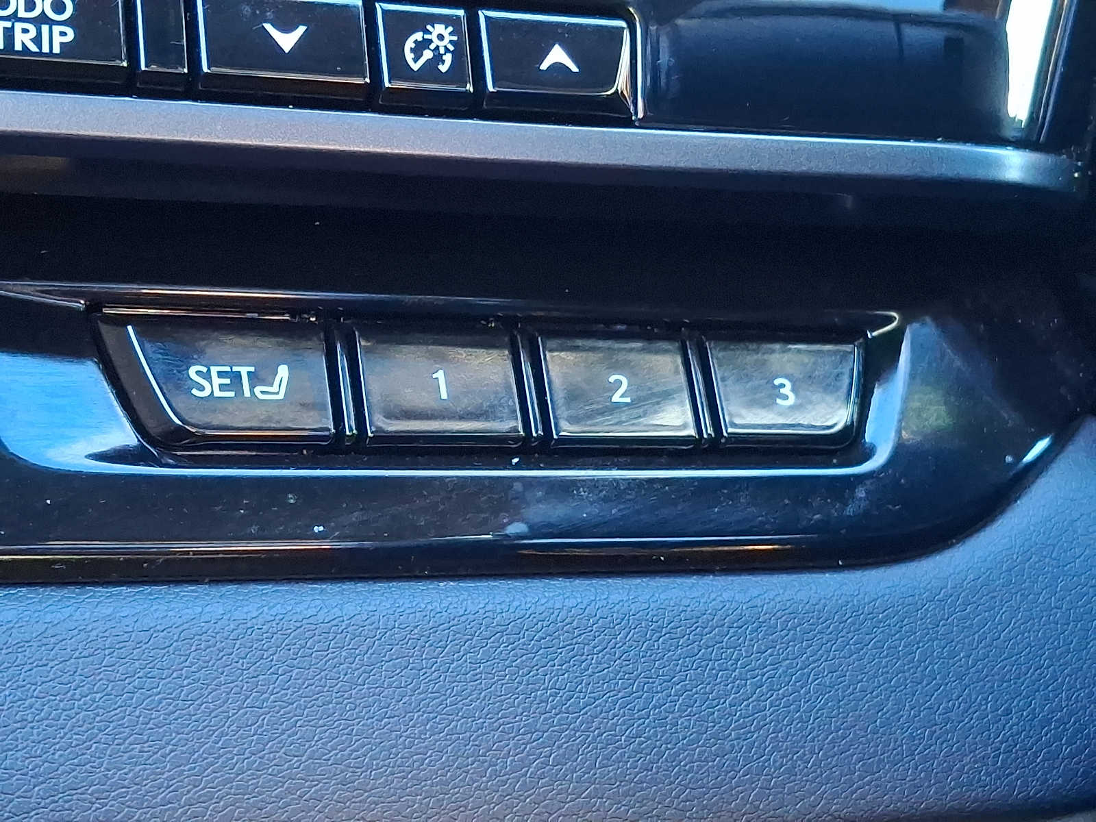 Thumbnail: 2024 Lexus RX - 23