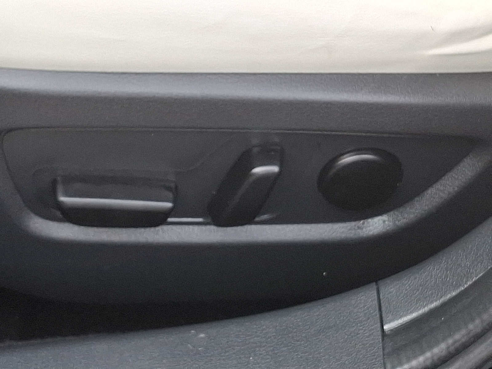 Thumbnail: 2022 Mazda CX-30 - 12