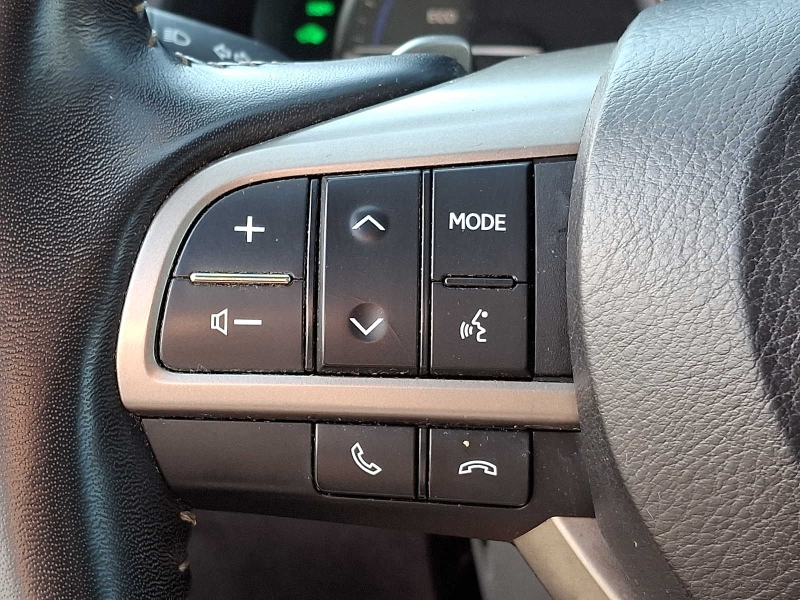 Thumbnail: 2021 Lexus RX - 18