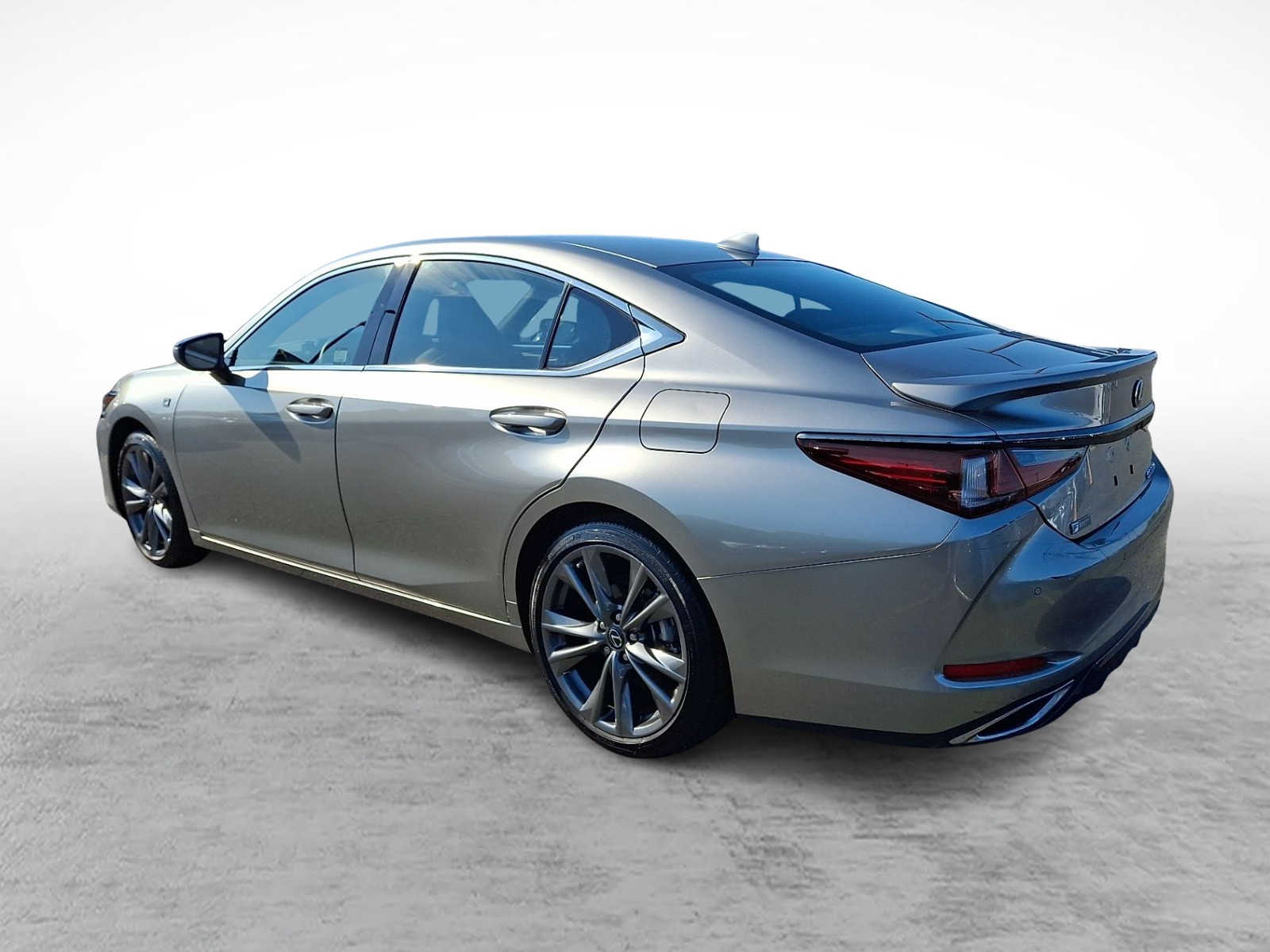 Thumbnail: 2019 Lexus ES - 5