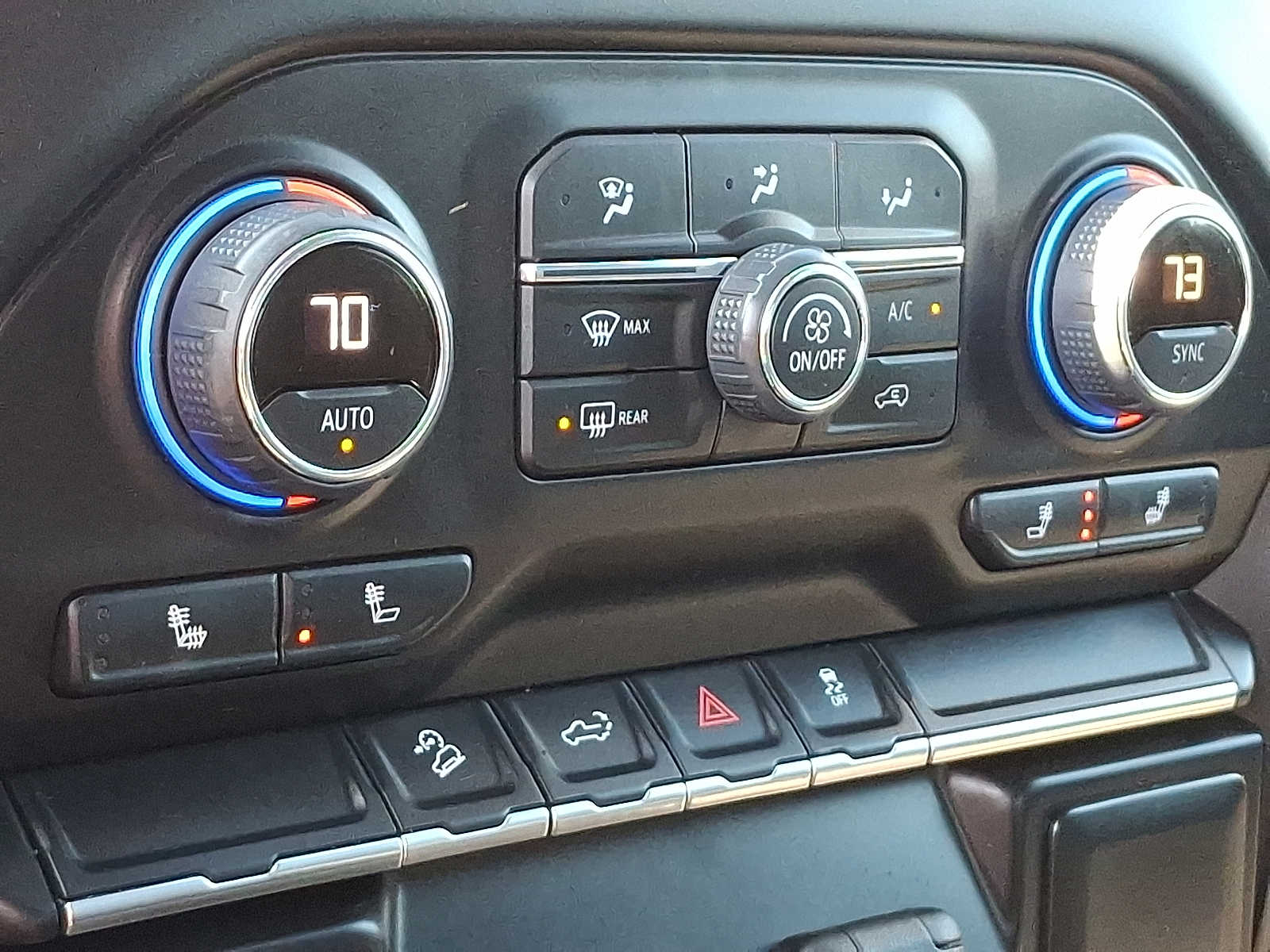 Thumbnail: 2021 Chevrolet Silverado 1500 - 12