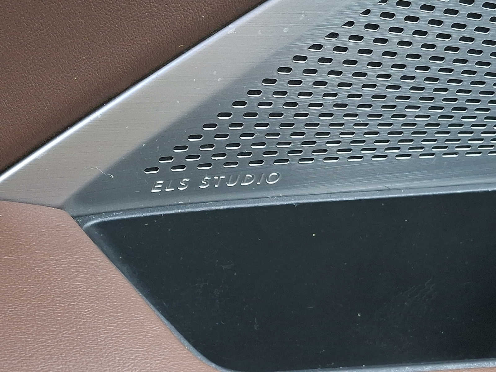 Thumbnail: 2023 Acura MDX - 23