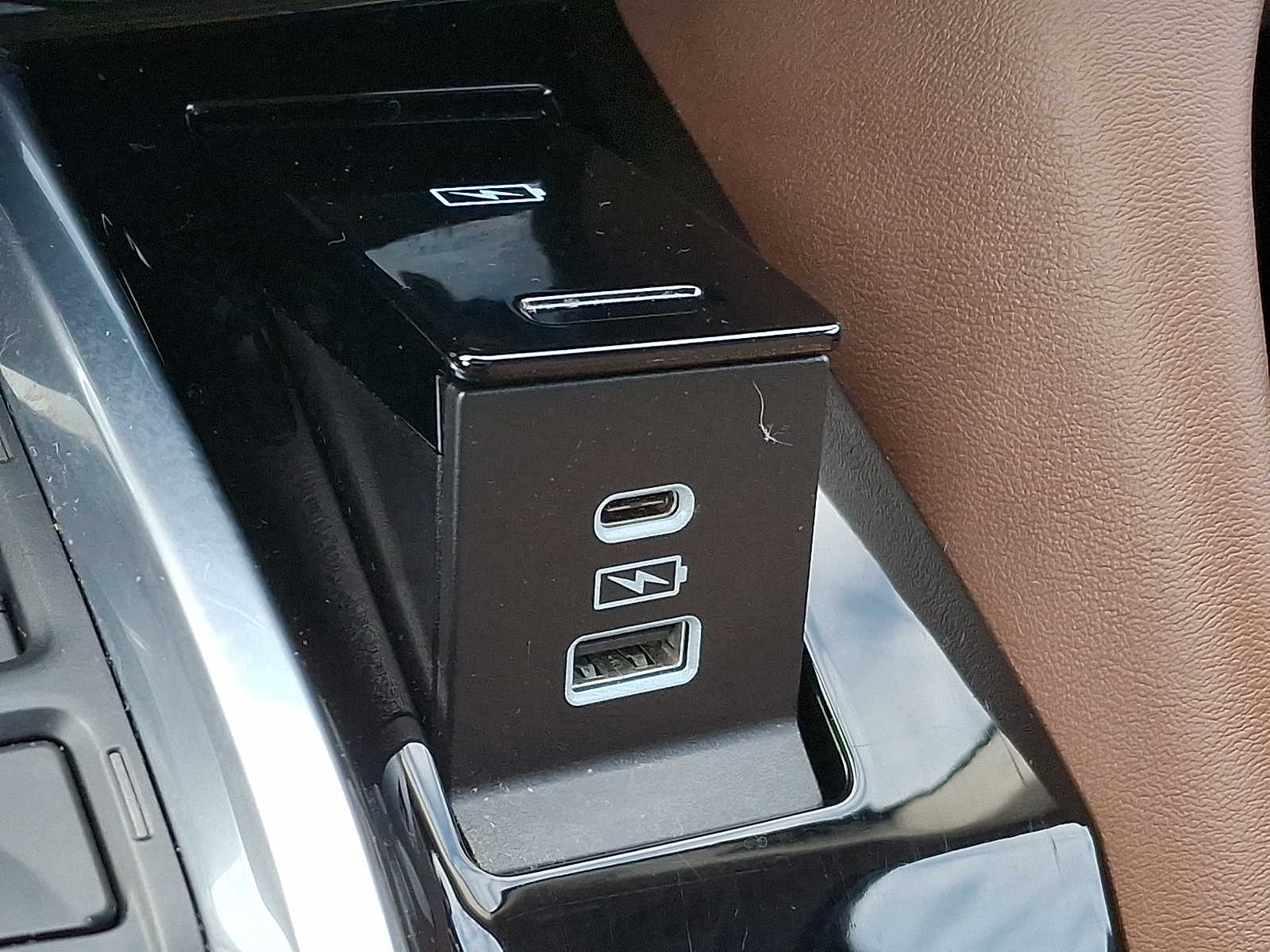 Thumbnail: 2023 Acura MDX - 20