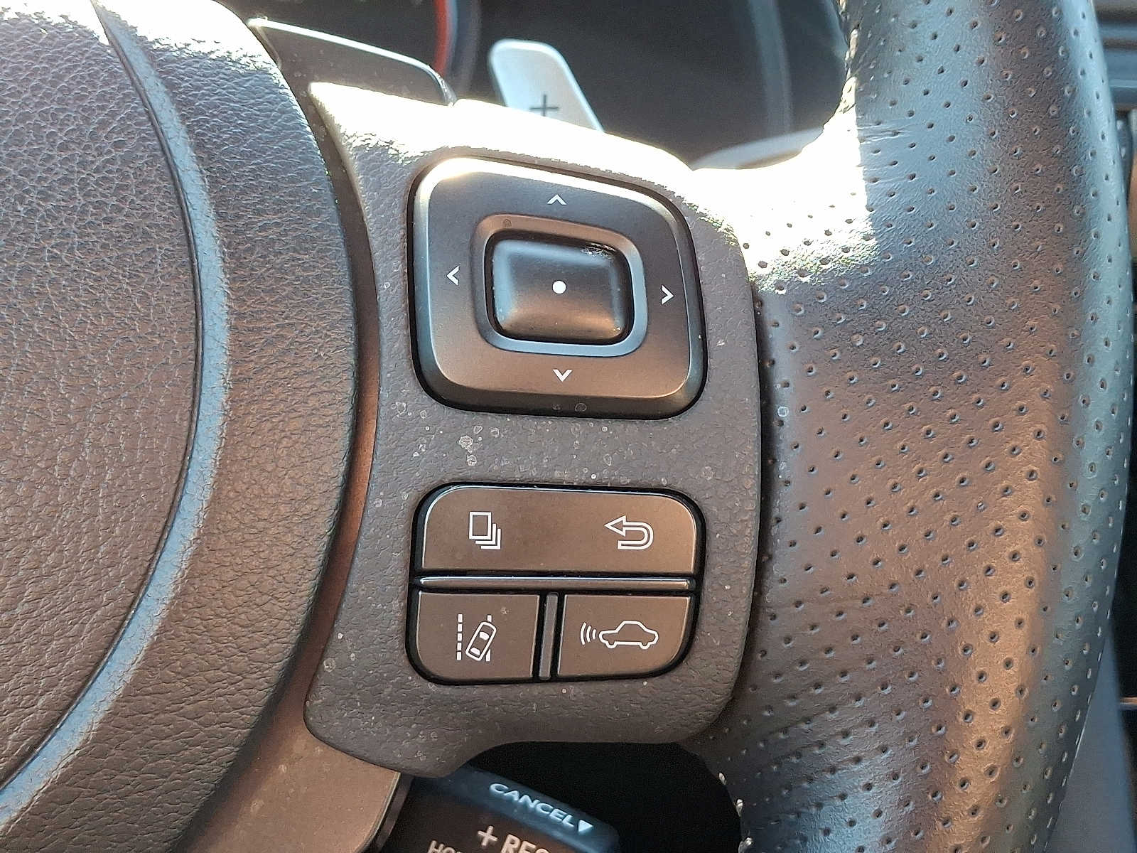 Thumbnail: 2023 Lexus IS - 19