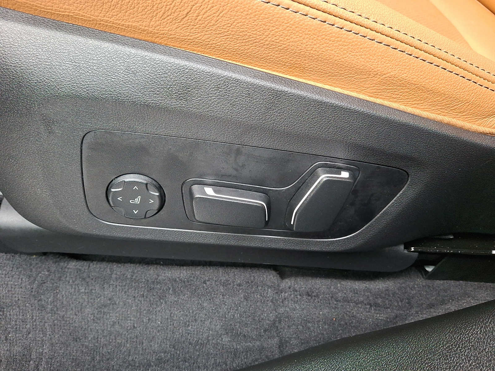 Thumbnail: 2024 BMW X3 - 10