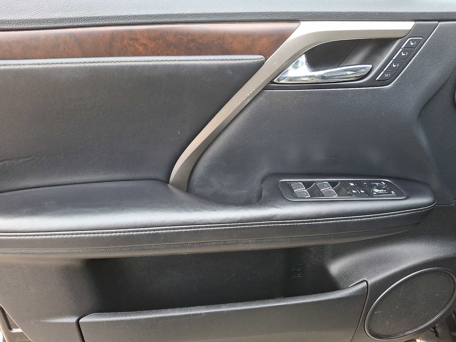 Thumbnail: 2020 Lexus RX - 8