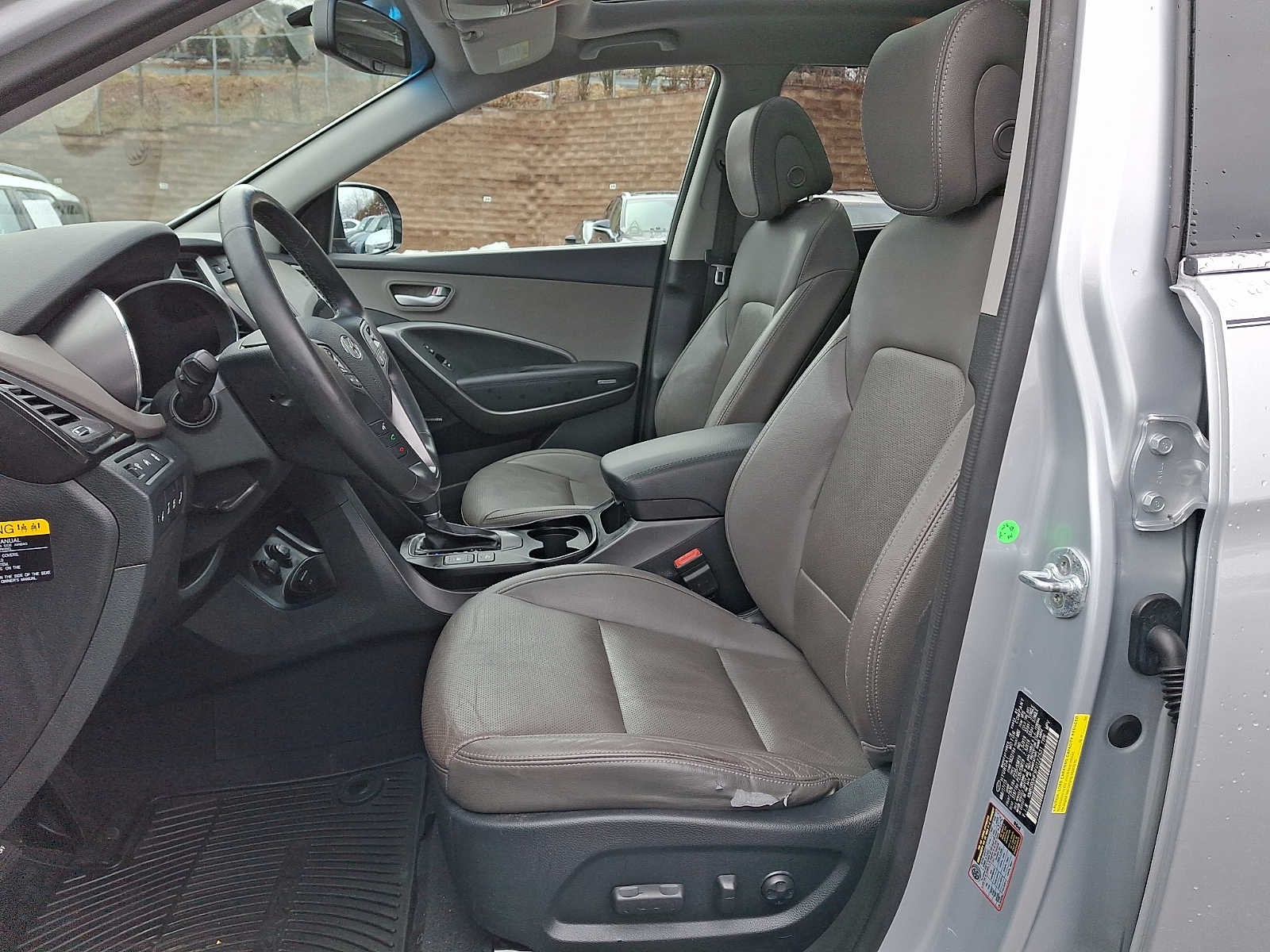 Thumbnail: 2015 Hyundai Santa Fe - 10