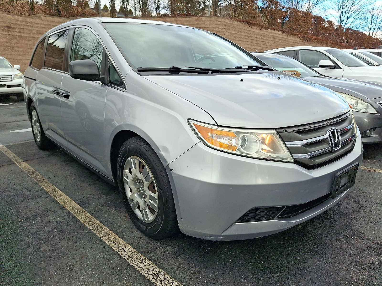 Thumbnail: 2013 Honda Odyssey - 2
