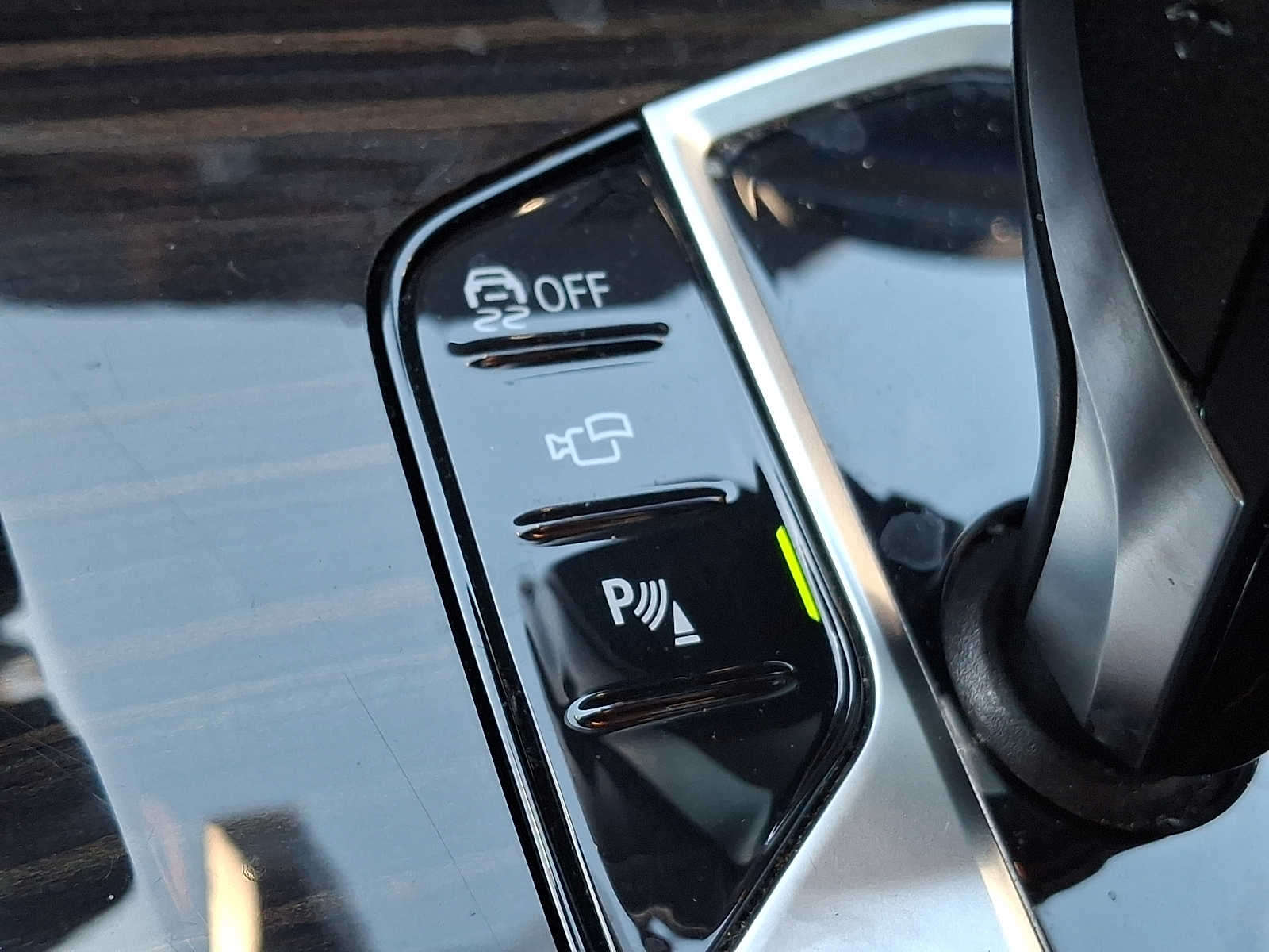 Thumbnail: 2023 BMW X5 - 21