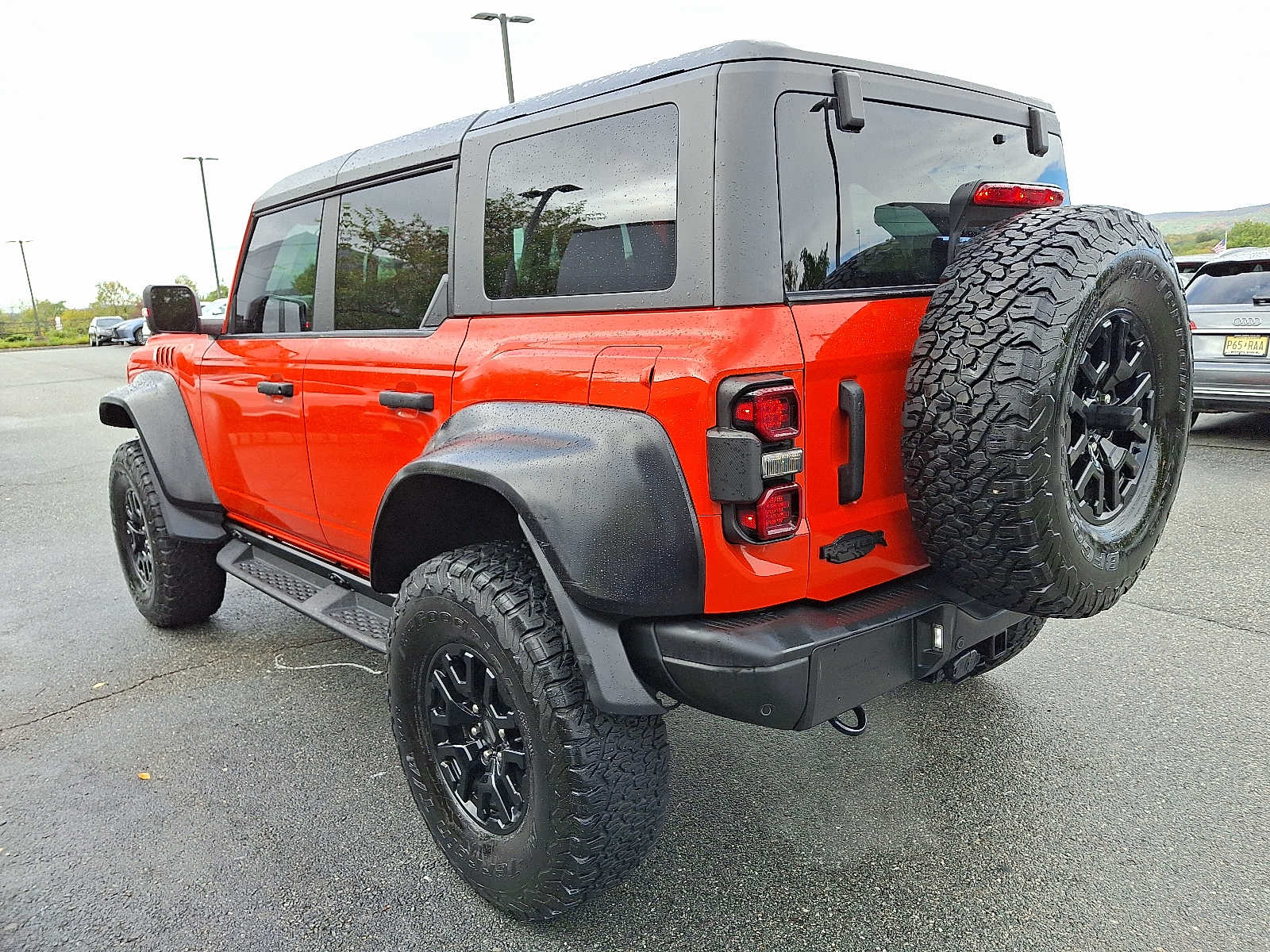 Thumbnail: 2022 Ford Bronco - 7